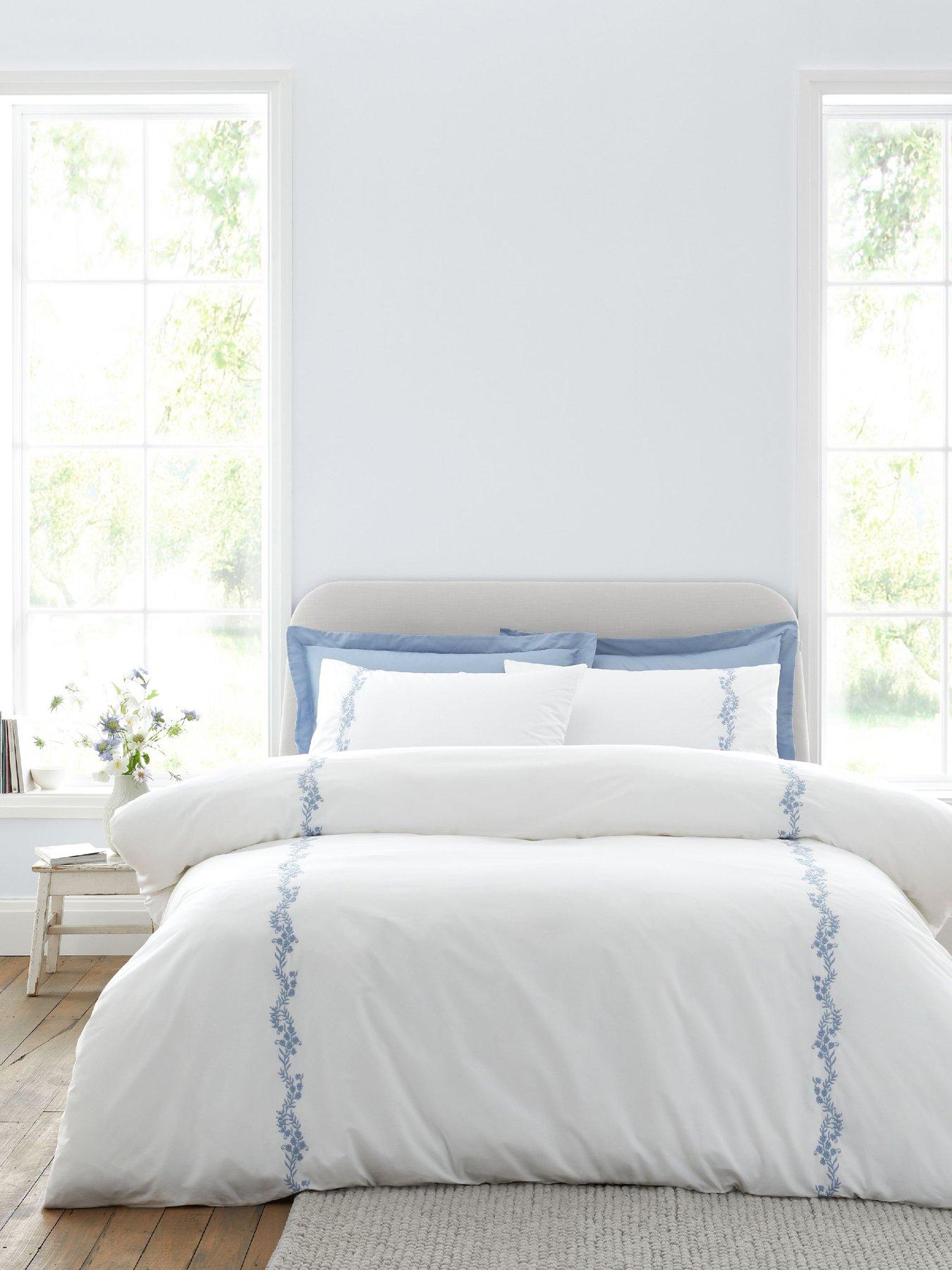 bianca-camille-embroidered-floral-100-cotton-duvet-set-white-blue