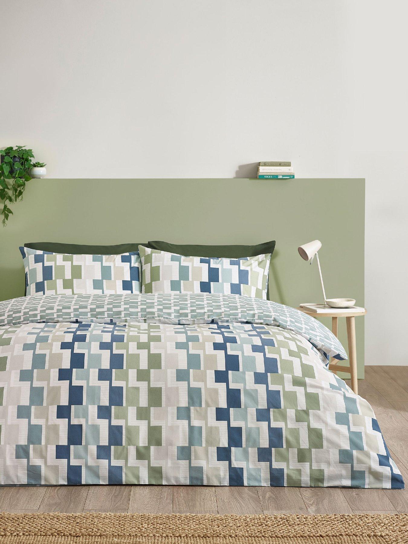 catherine-lansfield-bryson-duvet-set-bluefront