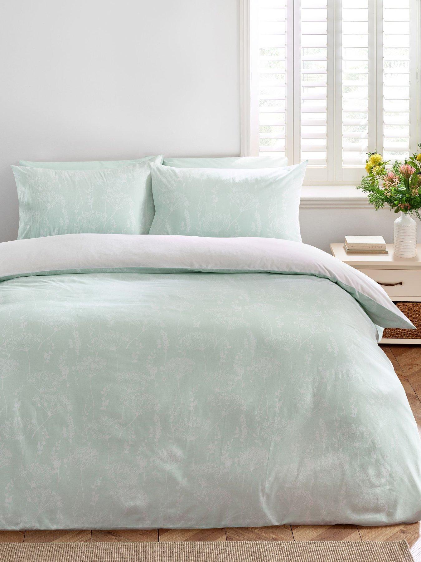 Image 3 of 6 of Catherine Lansfield Meadowsweet Floral Duvet Set Bright