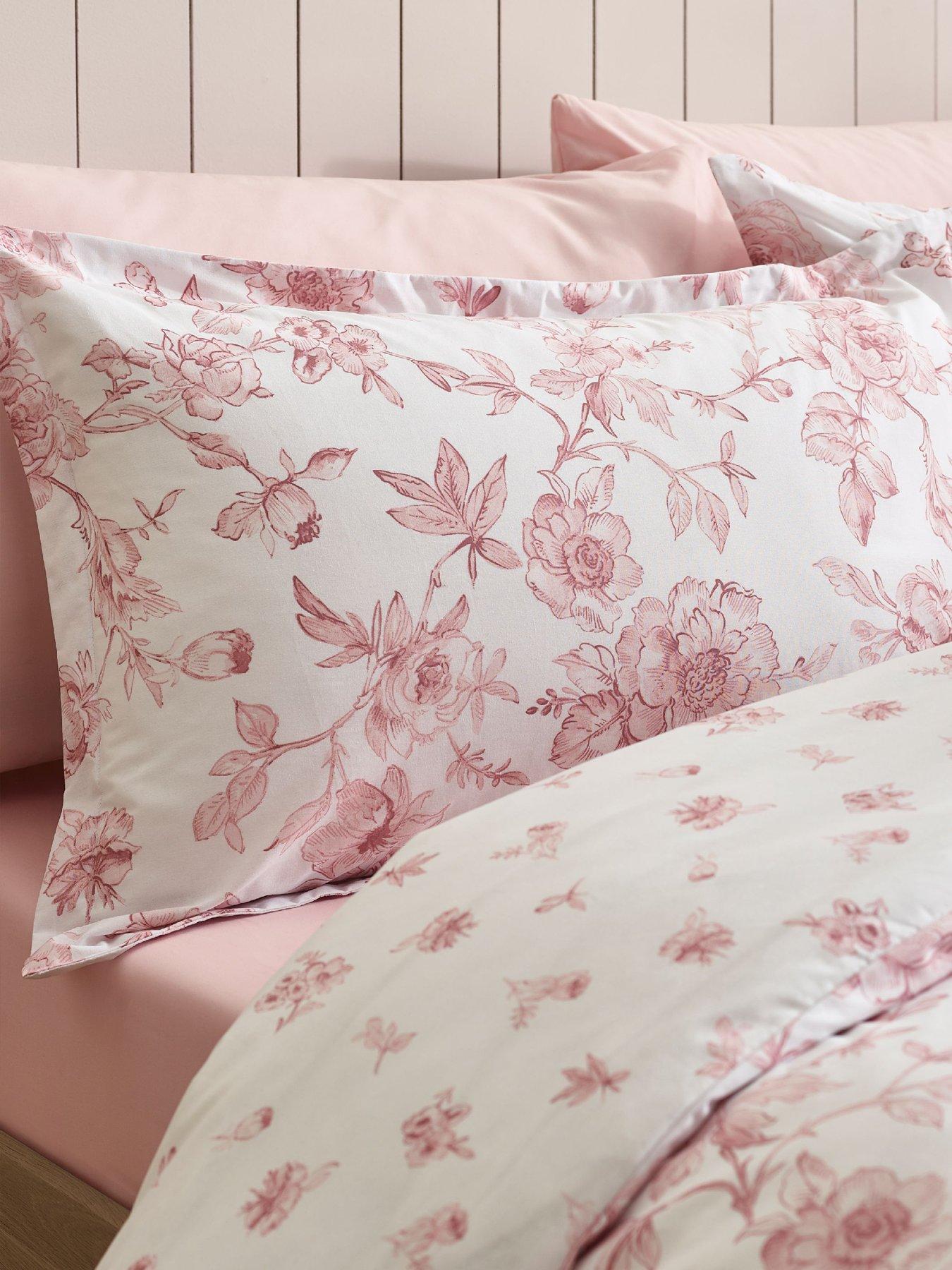 Image 4 of 5 of Catherine Lansfield Mirabelle Duvet Set Pink