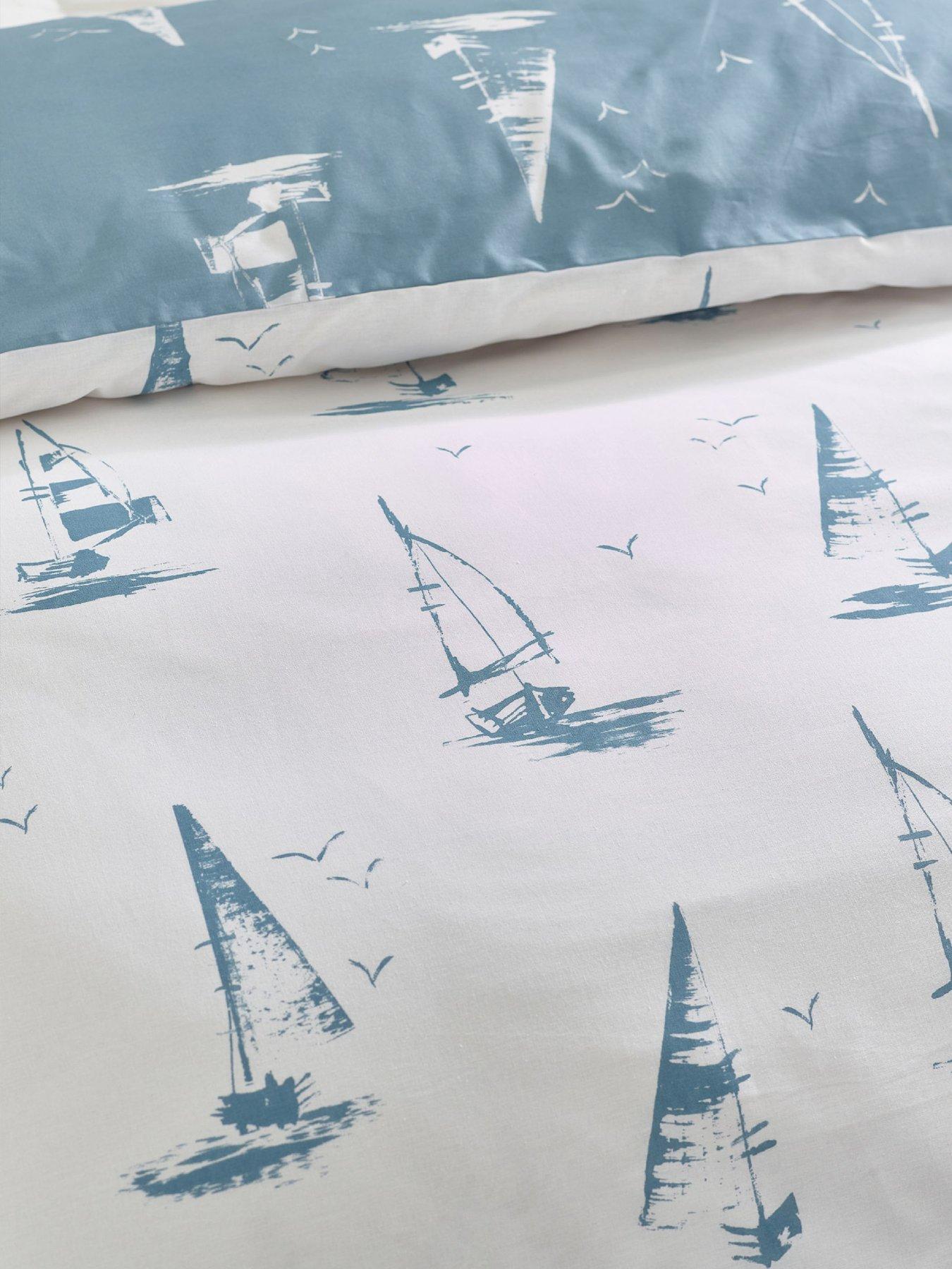 catherine-lansfield-salcombe-boats-duvet-set-soft-bluedetail