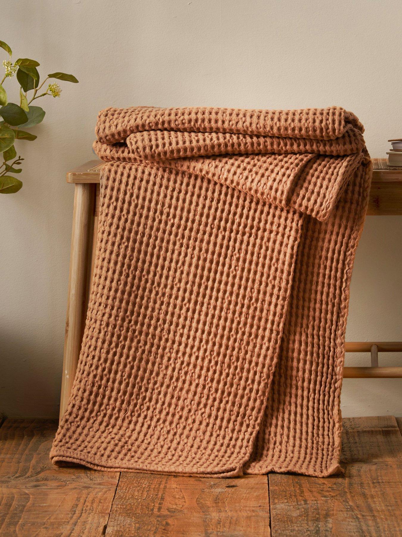 pineapple-elephant-jaipur-waffle-100-cotton-throw
