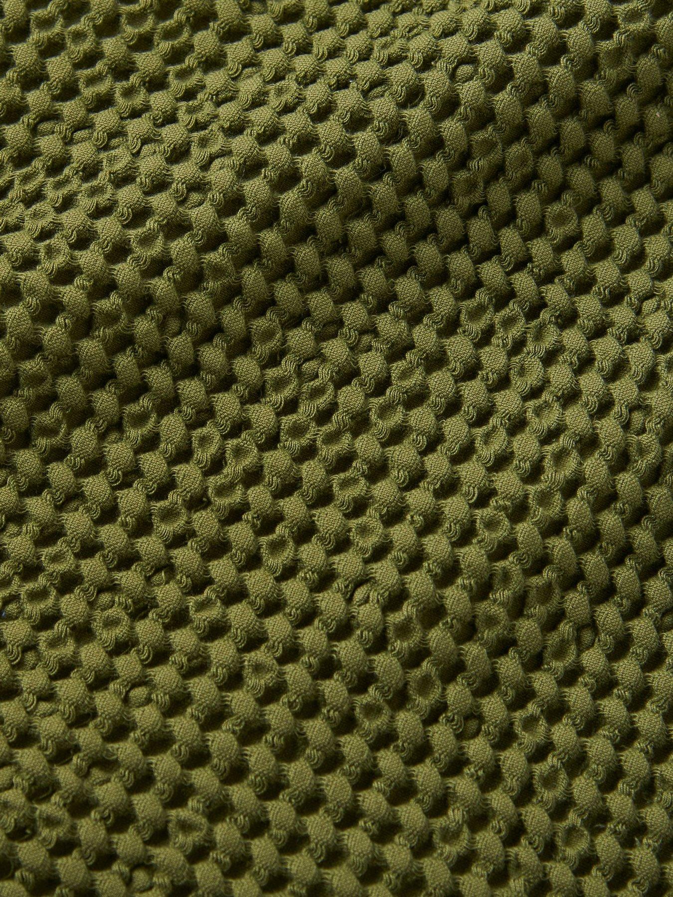 Image 4 of 6 of Pineapple Elephant Jaipur Waffle 100% Cotton Throw
