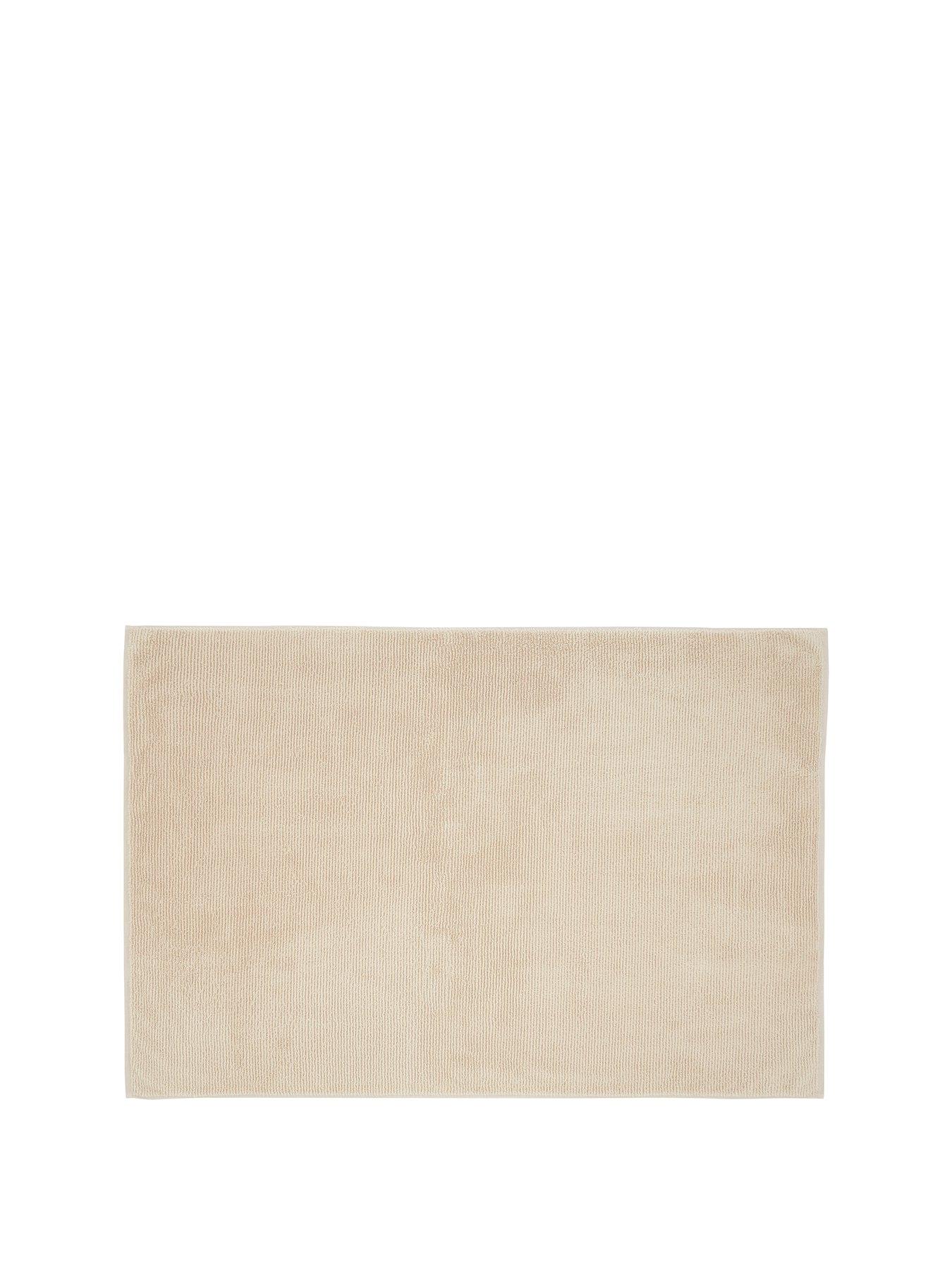 bianca-soft-zero-twist-spa-towel-100-cotton-bath-towel-70-x-127nbspstillFront