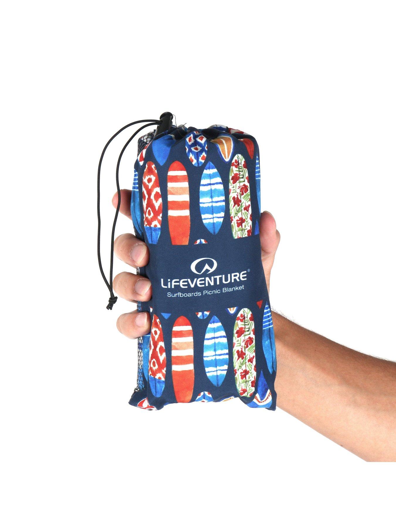 lifeventure-picnic-blanket-surfboardsdetail