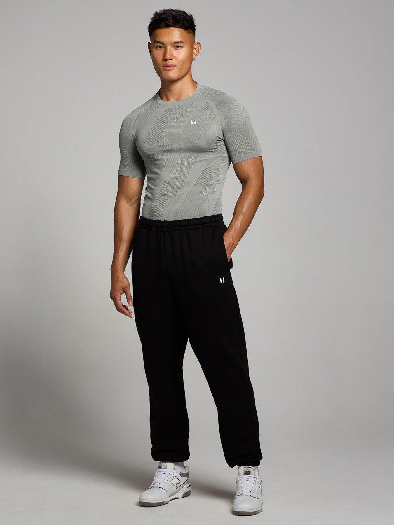 myprotein-mens-training-core-seamless-t-shirt-greyback