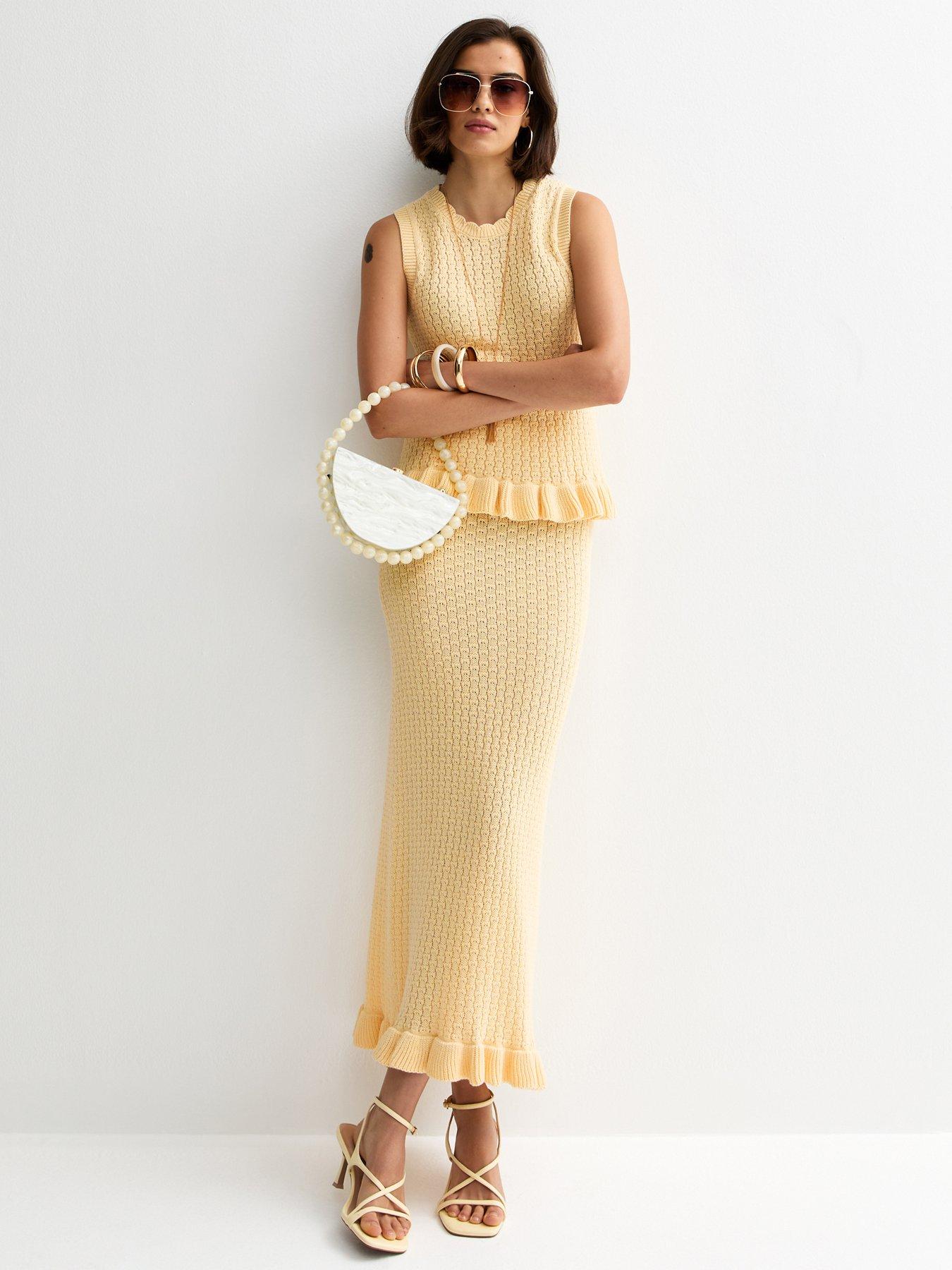 Image 2 of 5 of New Look Pearl Effect Box Clutch Bag - Cream