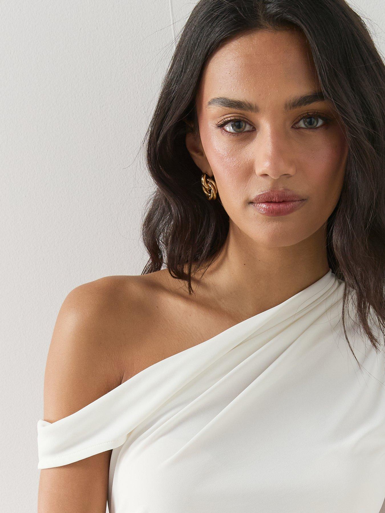 Image 4 of 6 of The Very Collection Off The Shoulder Longline Asymetric Top