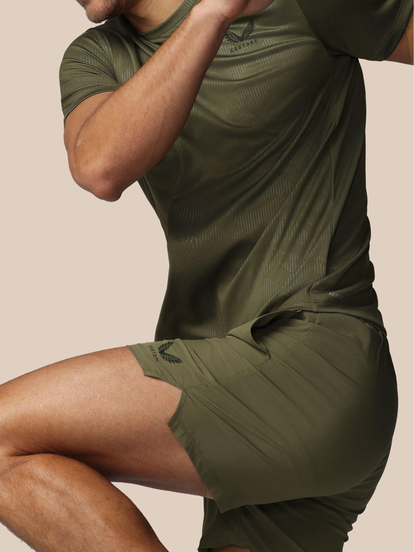 castore-mens-training-7-inch-branded-elastic-shorts-greenoutfit