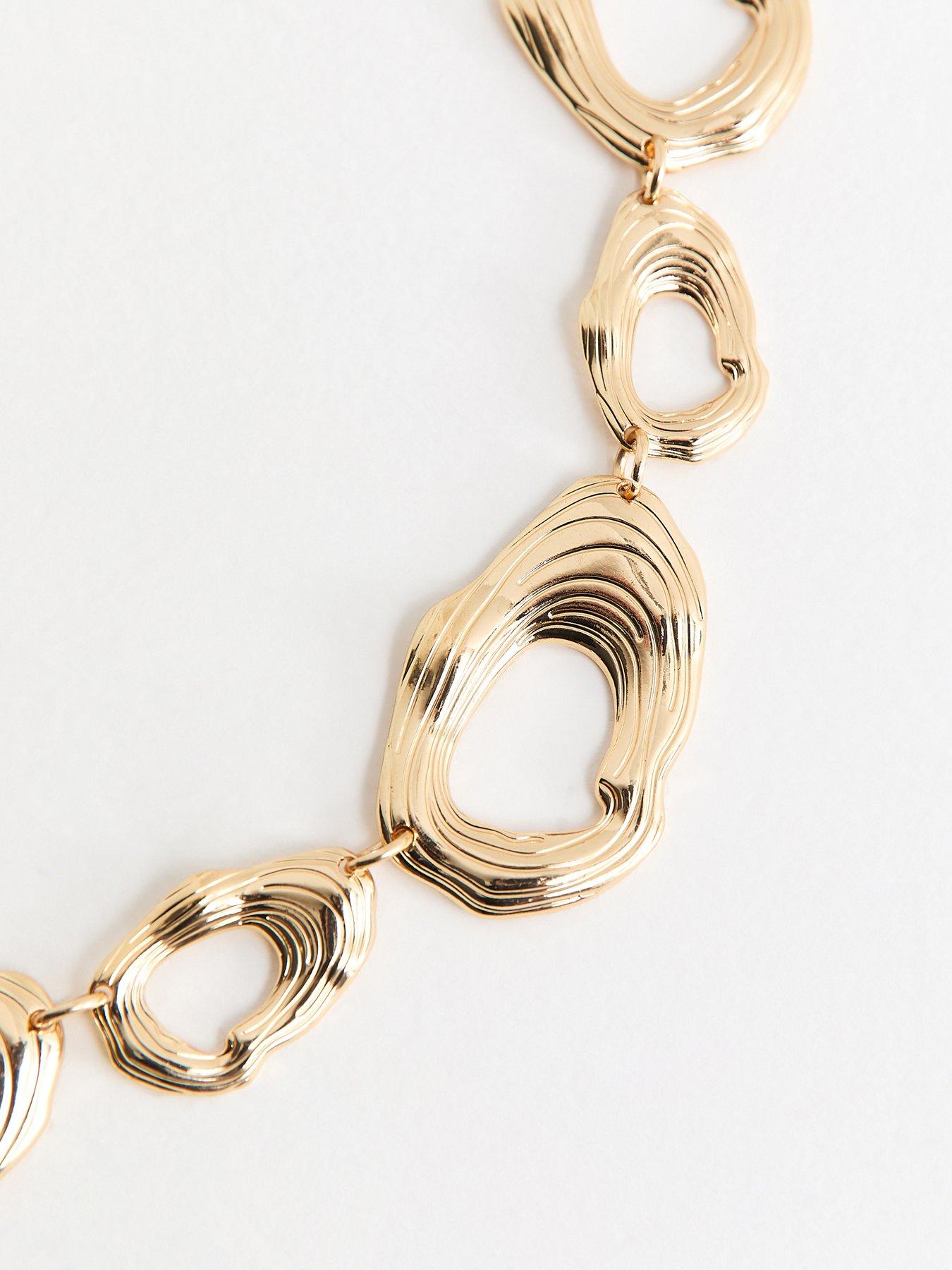 Image 2 of 2 of New Look Tone Irregular Oval Ring Chain Belt - Gold