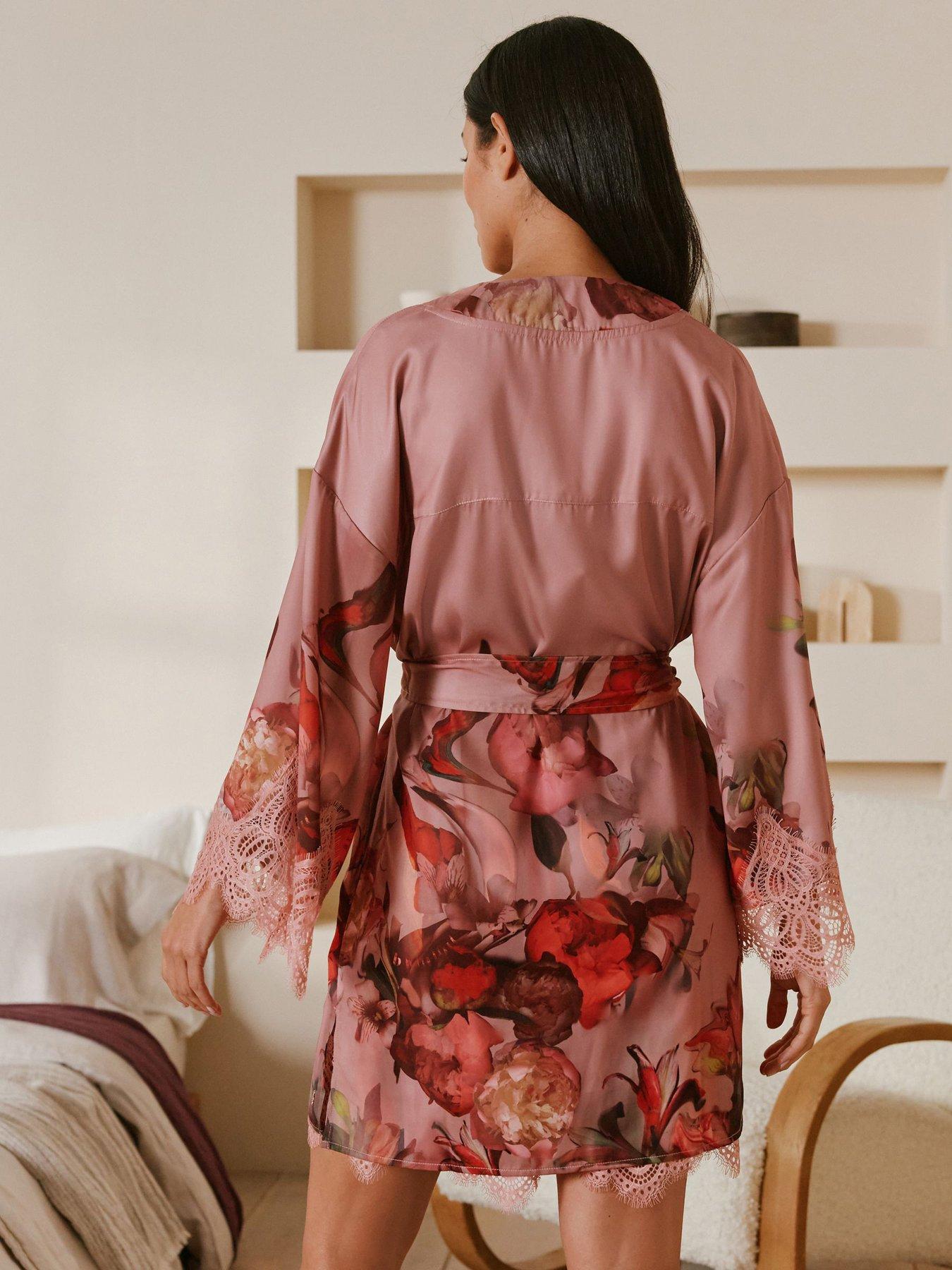 Image 2 of 7 of B By Ted Baker Floral Winter Glow - Pink
