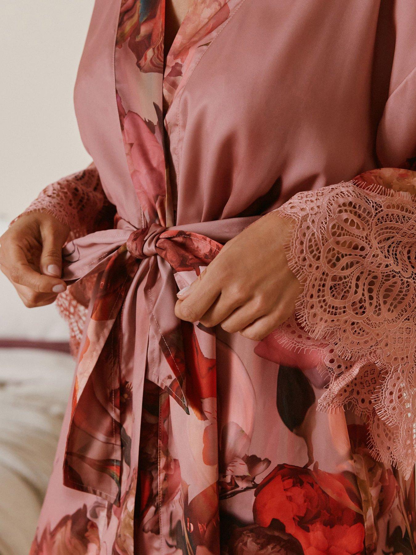 Image 4 of 7 of B By Ted Baker Floral Winter Glow - Pink