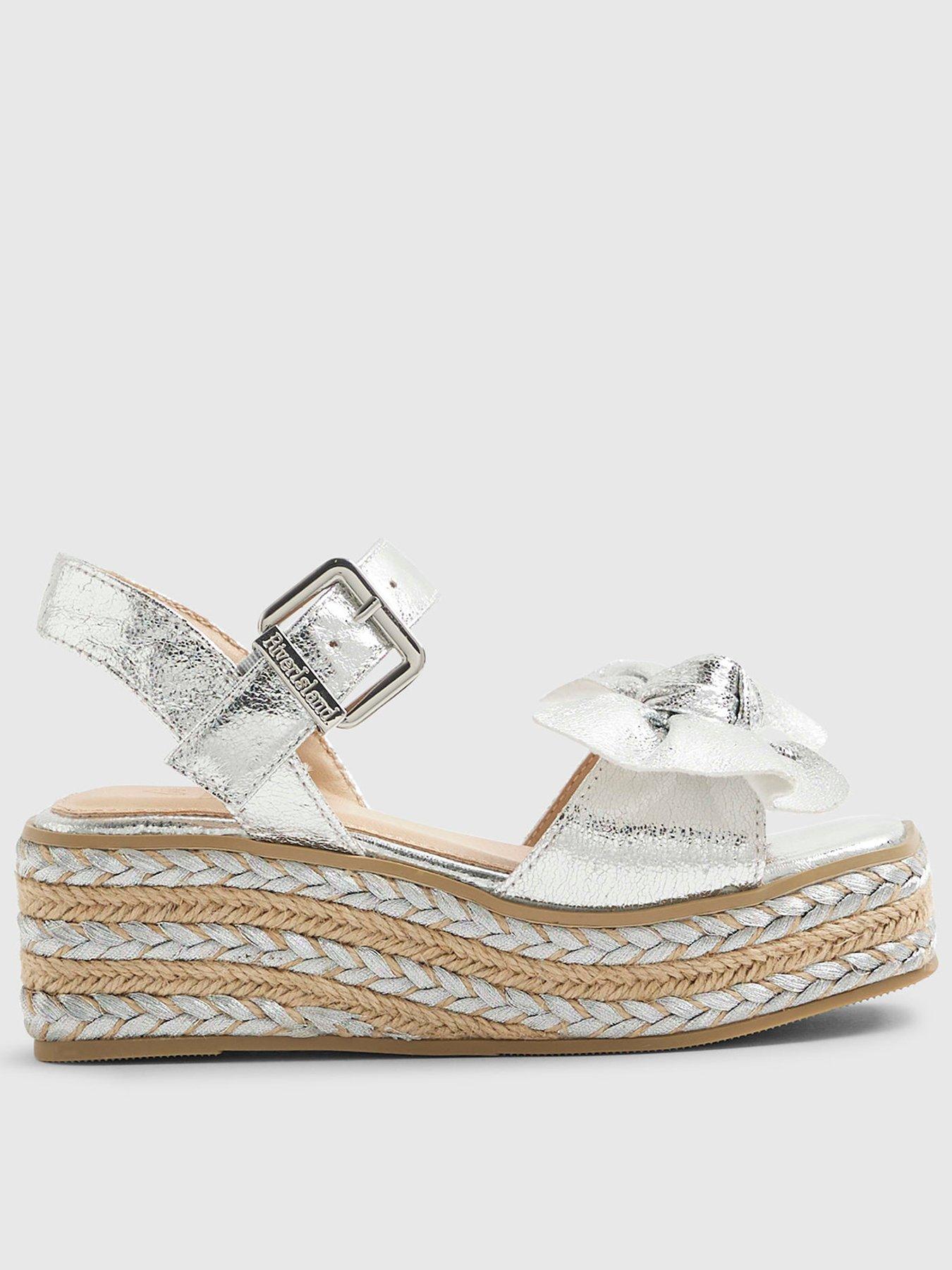 river-island-older-girls-metallic-bow-wedge-sandals-silver