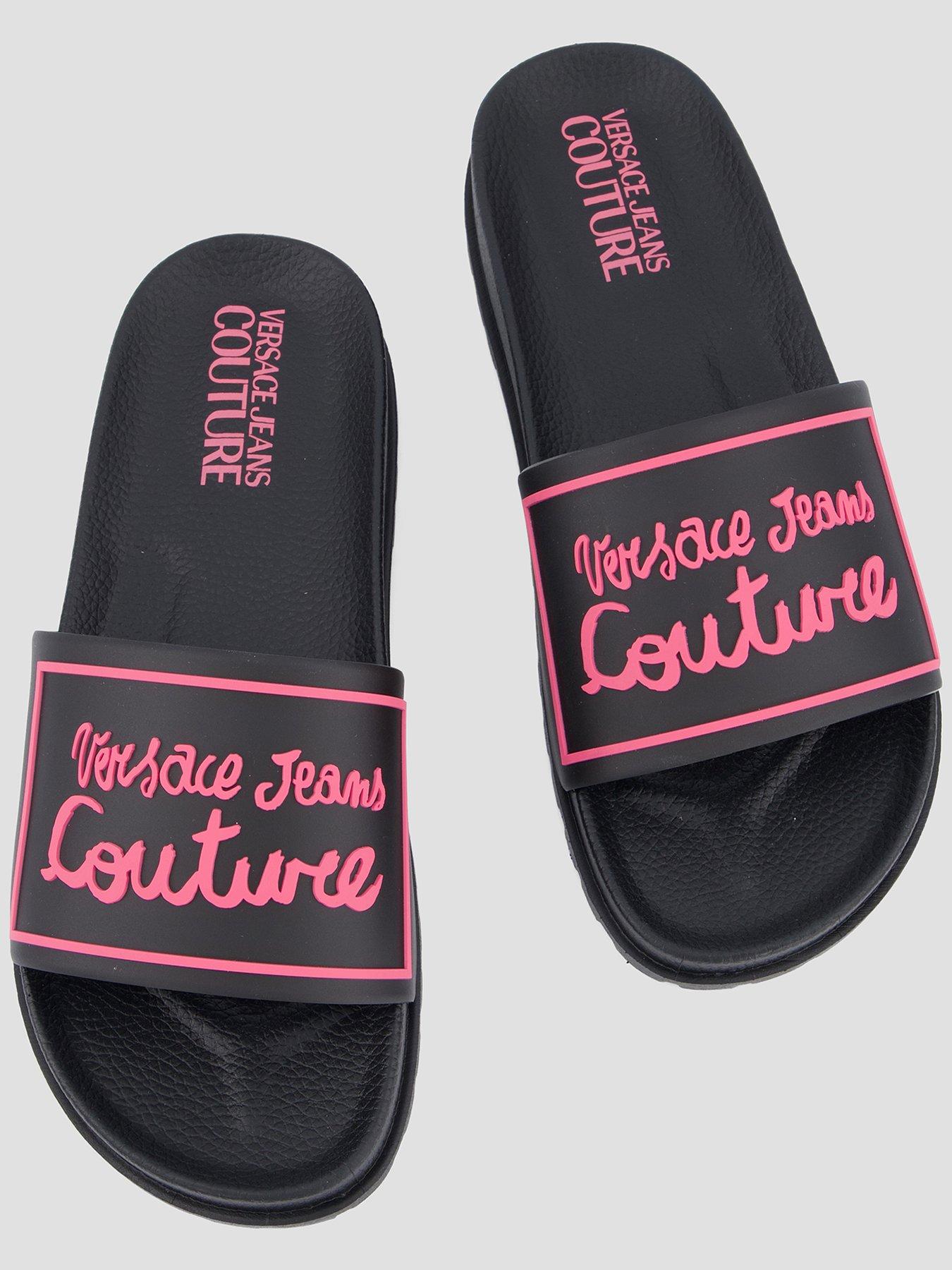 versace-jeans-couture-big-logo-slider-blackoutfit