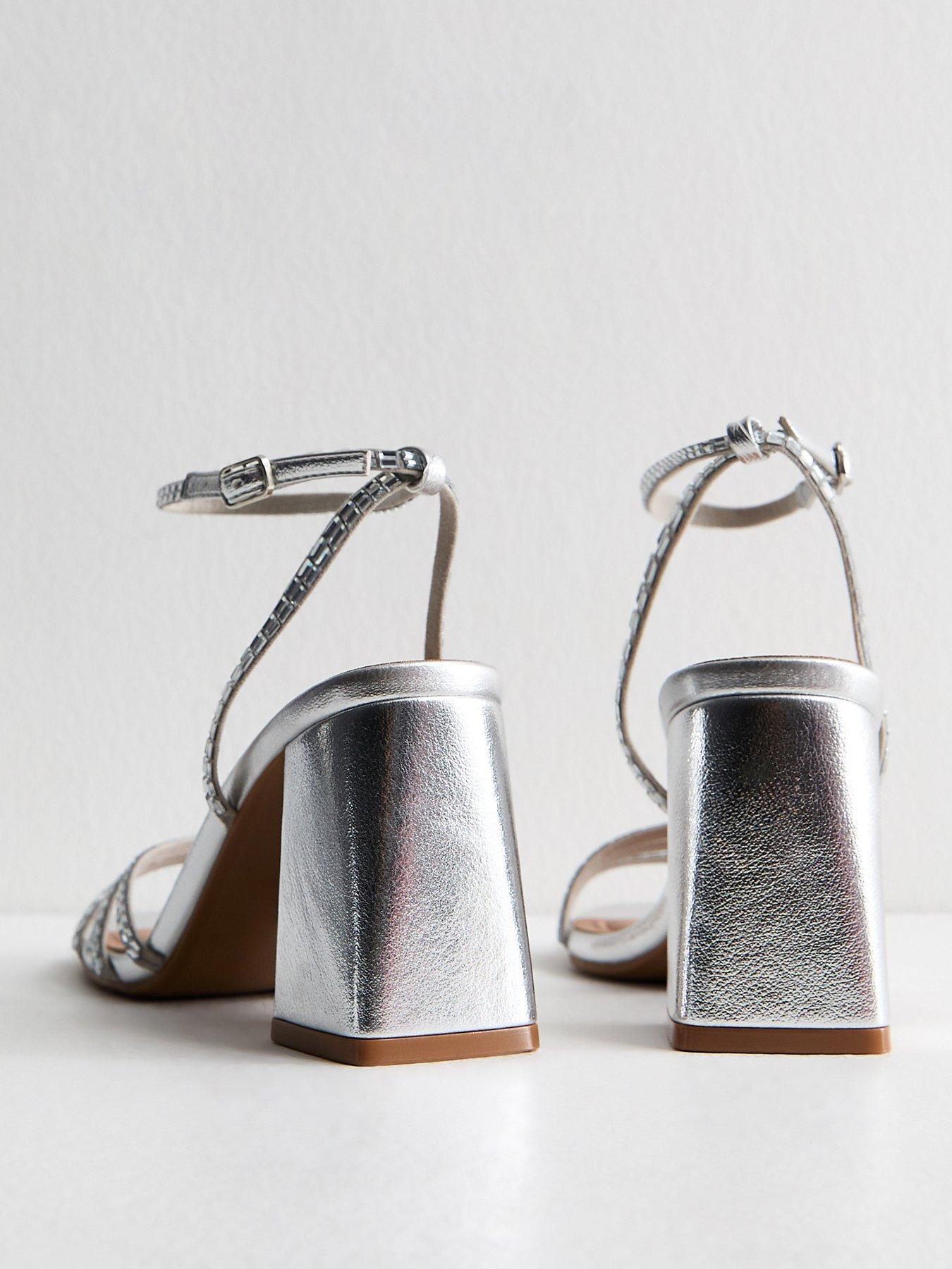new-look-silver-embellished-strappy-block-heel-sandalsoutfit