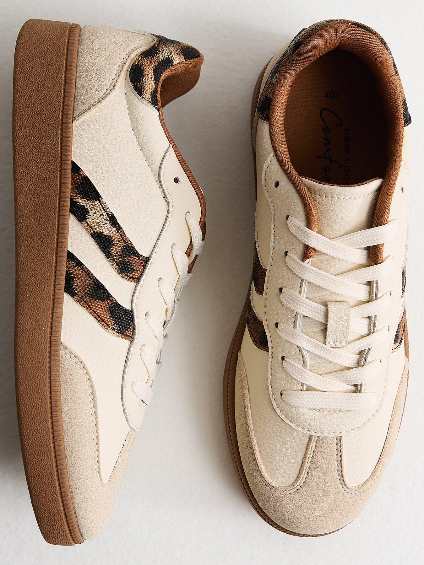 new-look-stone-panelled-faux-suede-leopard-trim-trainers-greyoutfit