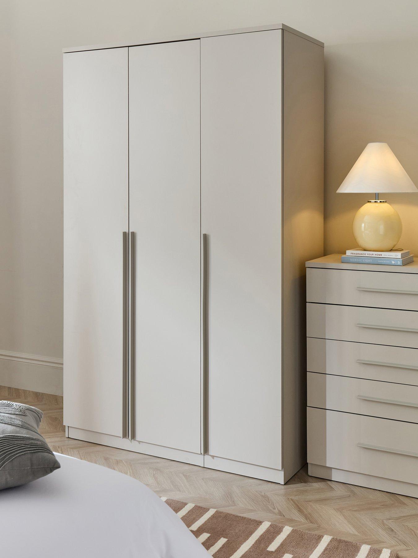 The Very Collection Murcia 3 Door Wardrobe - Oatmeal