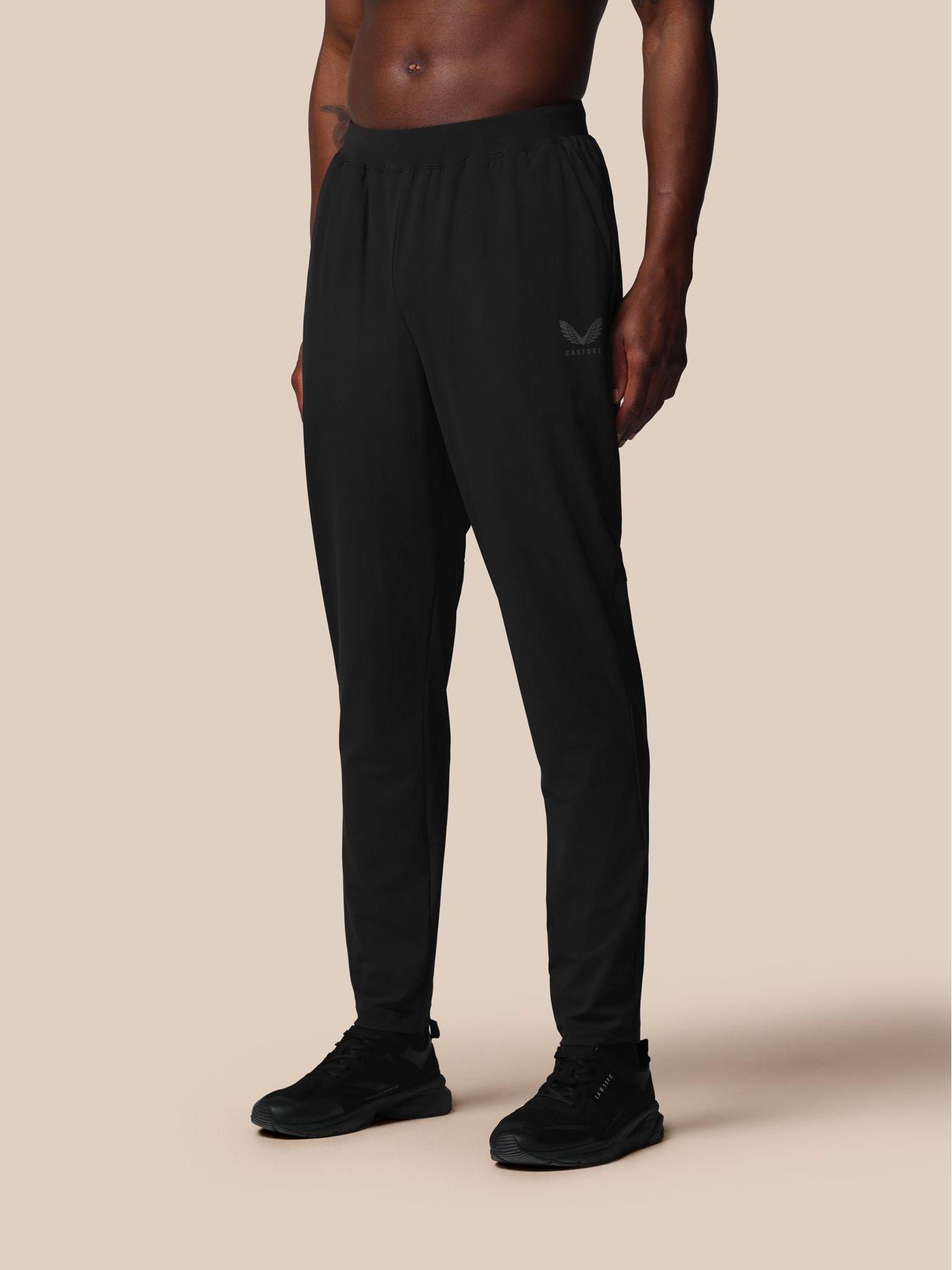 castore-mens-training-tech-training-pant-blackfront