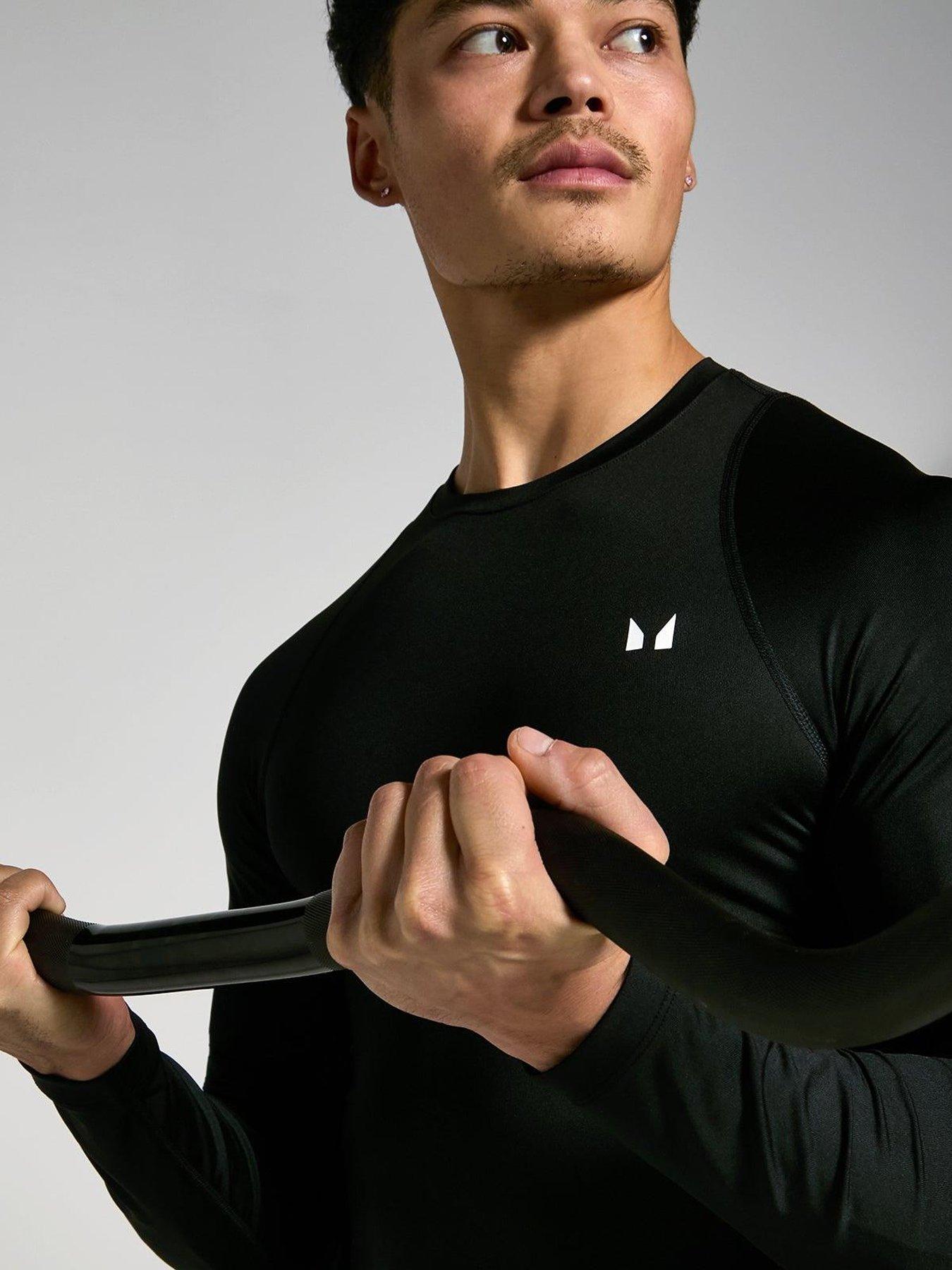 myprotein-mens-training-core-base-layer-ls-top-blackoutfit