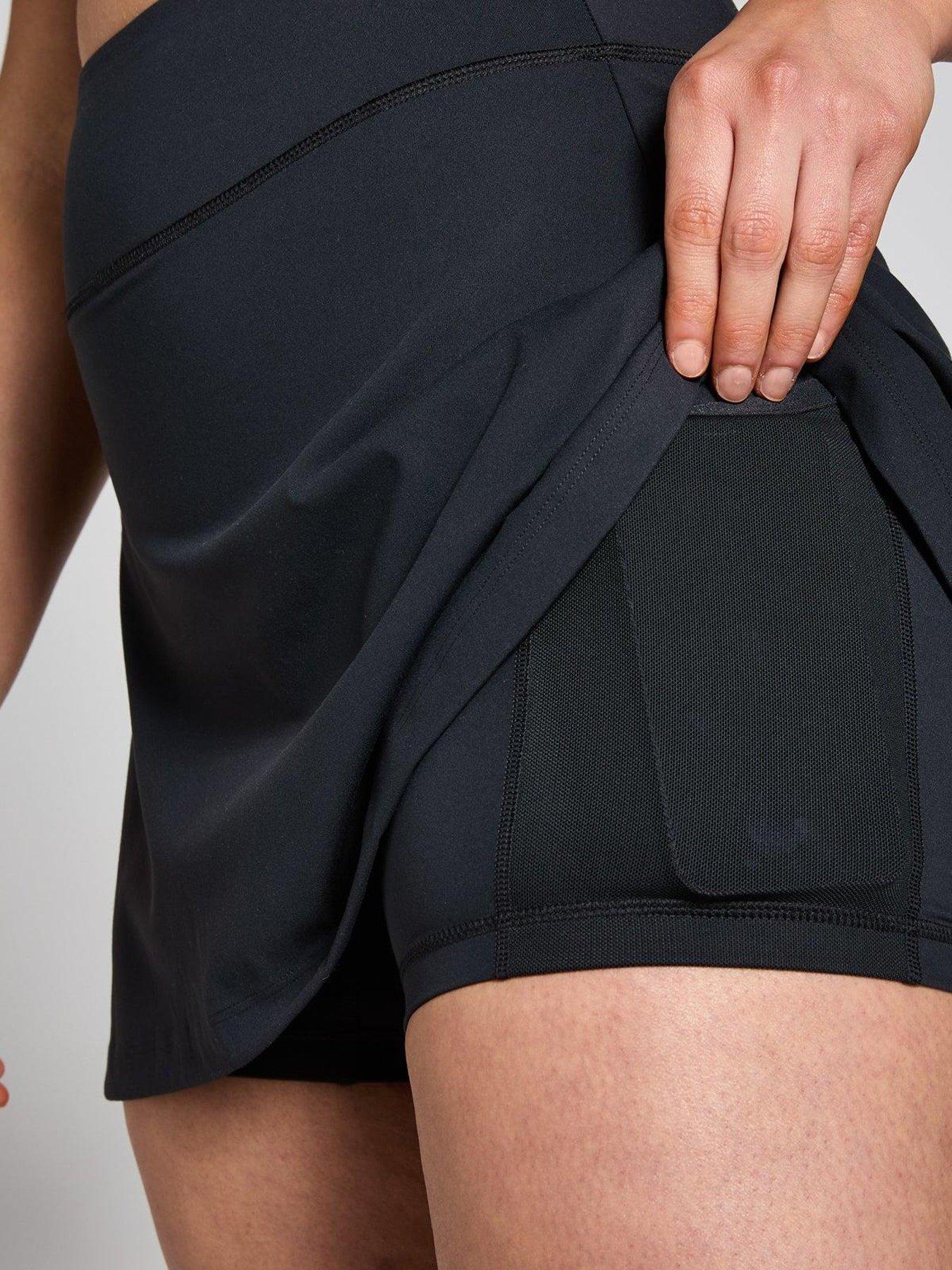 myprotein-womens-training-tempo-skort-blackoutfit