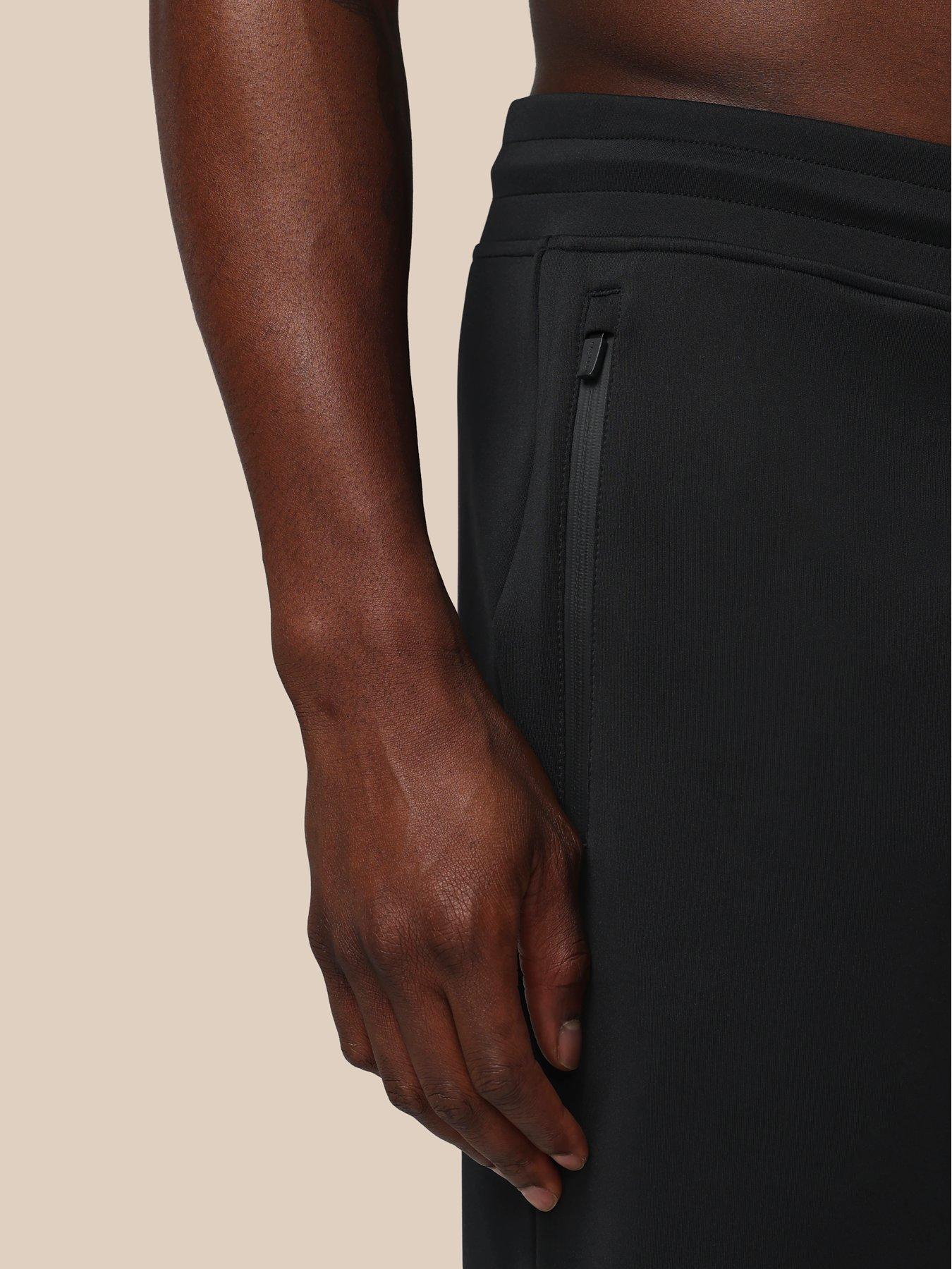 castore-mens-training-flex-jogger-blackoutfit