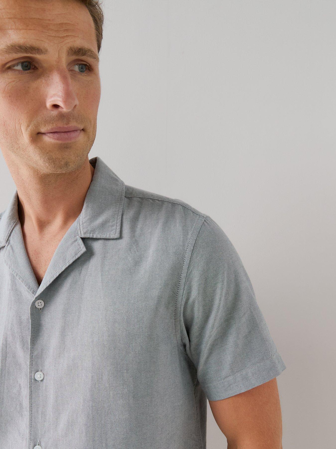 Image 5 of 7 of The Very Collection Short Sleeve Revere Collar Oxford Shirt - Green Marl
