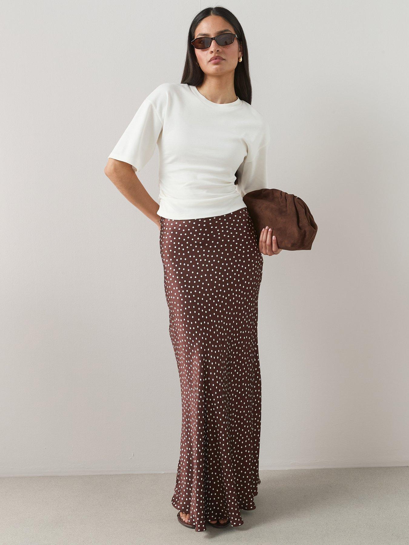 Image 3 of 6 of The Very Collection Ruched Waist Tshirt