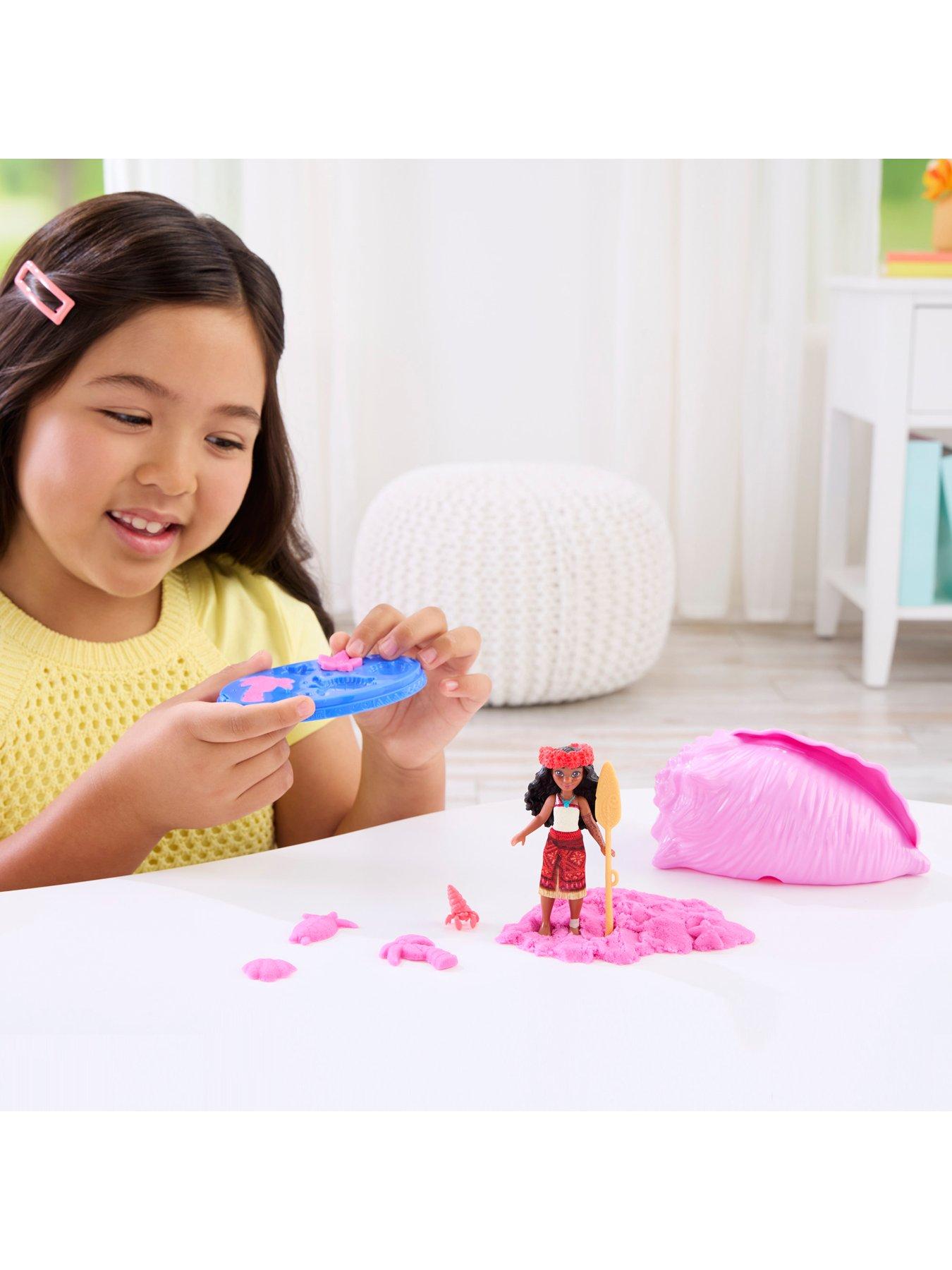 disney-moana-hell-reveal-small-doll-or-figures-moldable-sand-amp-accessories-assortmentstillFront