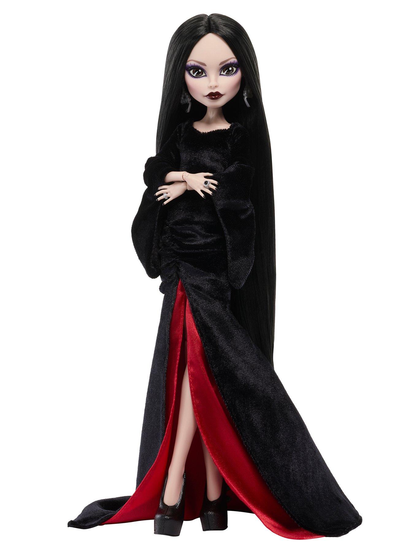monster-high-morticia-addams-dollback
