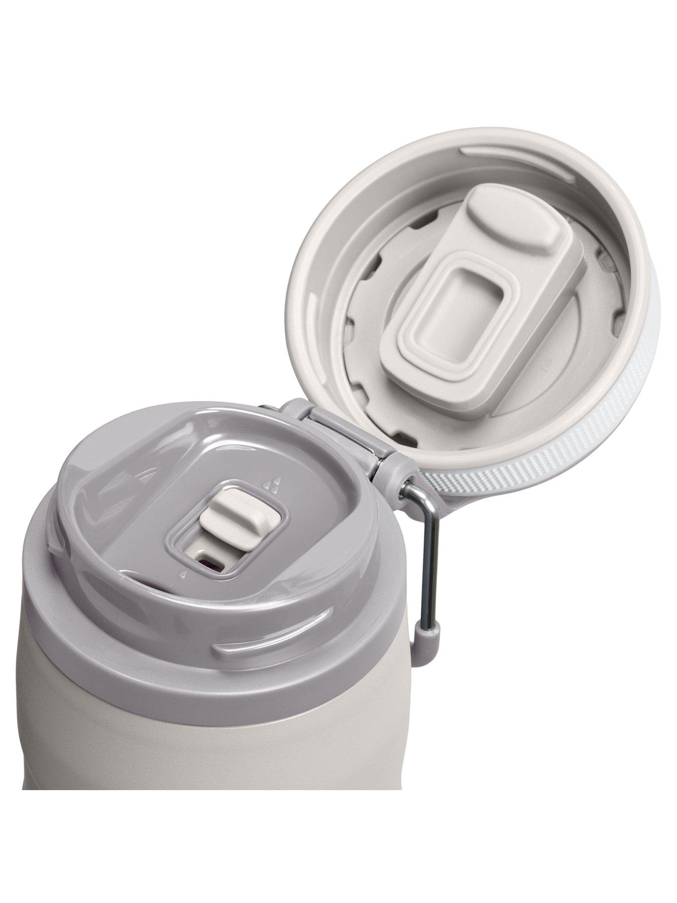 stanley-1913-iceflow-bottle-twist-flip-047lback