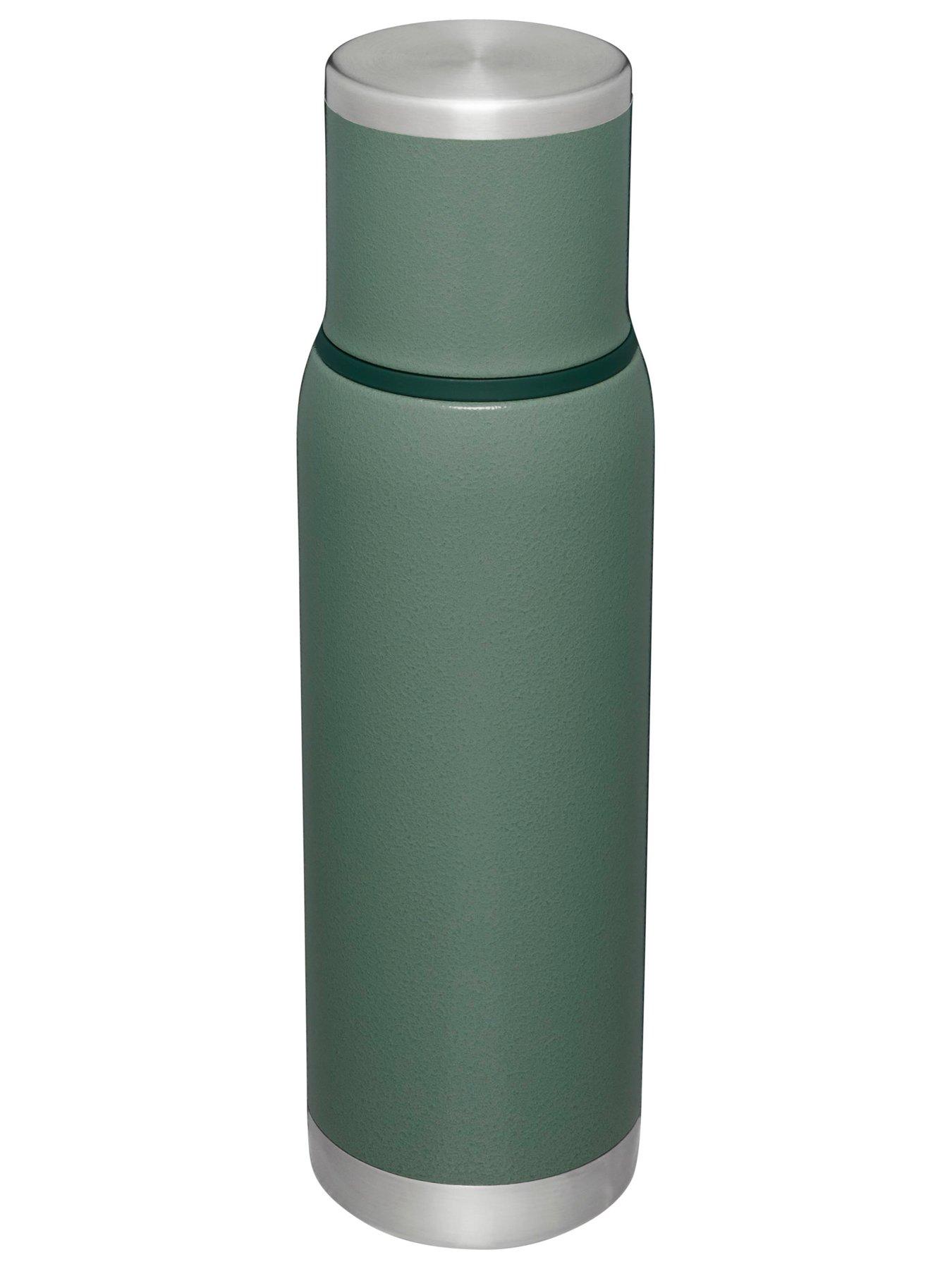 stanley-adventure-to-go-bottle-10loutfit