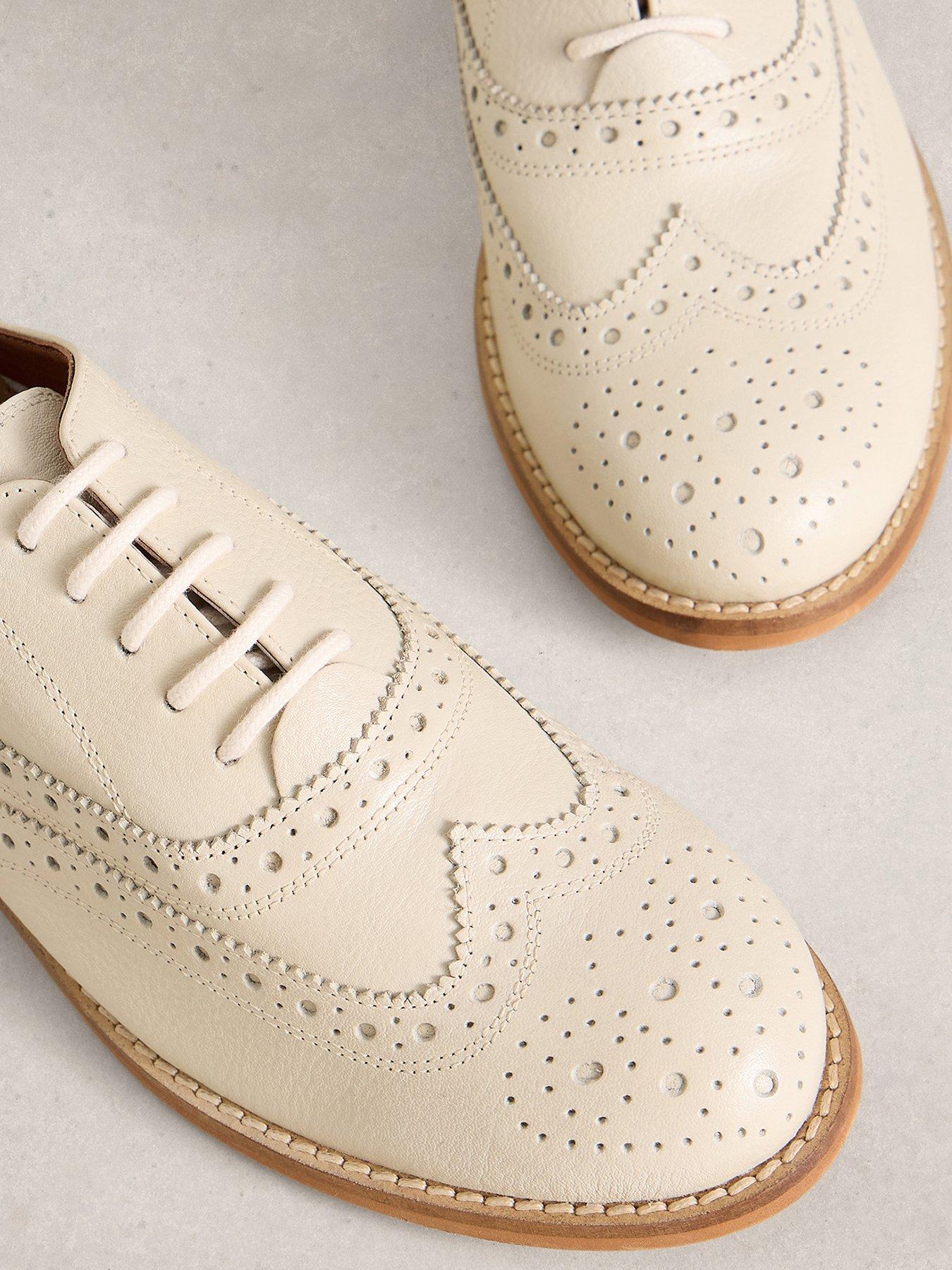 white-stuff-thistle-lace-up-brogueoutfit