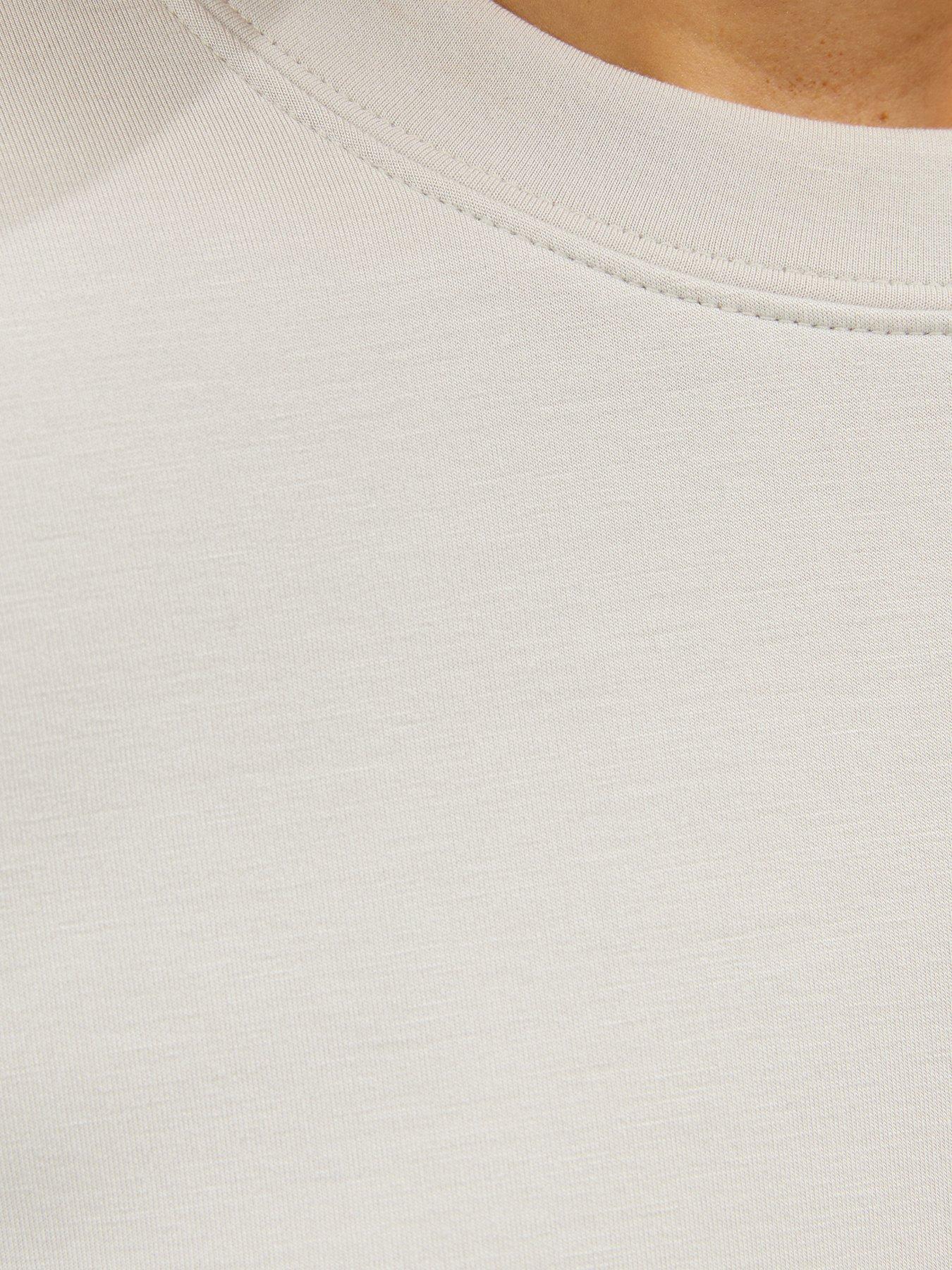 new-look-light-grey-premium-sweatshirtdetail