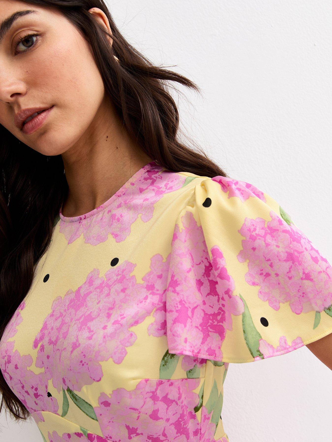 Image 4 of 5 of New Look Floral Short Sleeve Midi Dress - Yellow