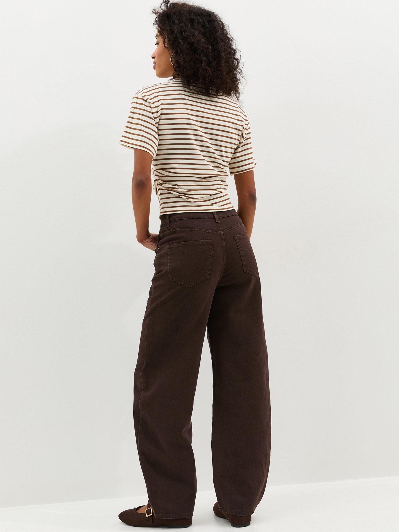 new-look-dark-brown-barrel-leg-jeansoutfit