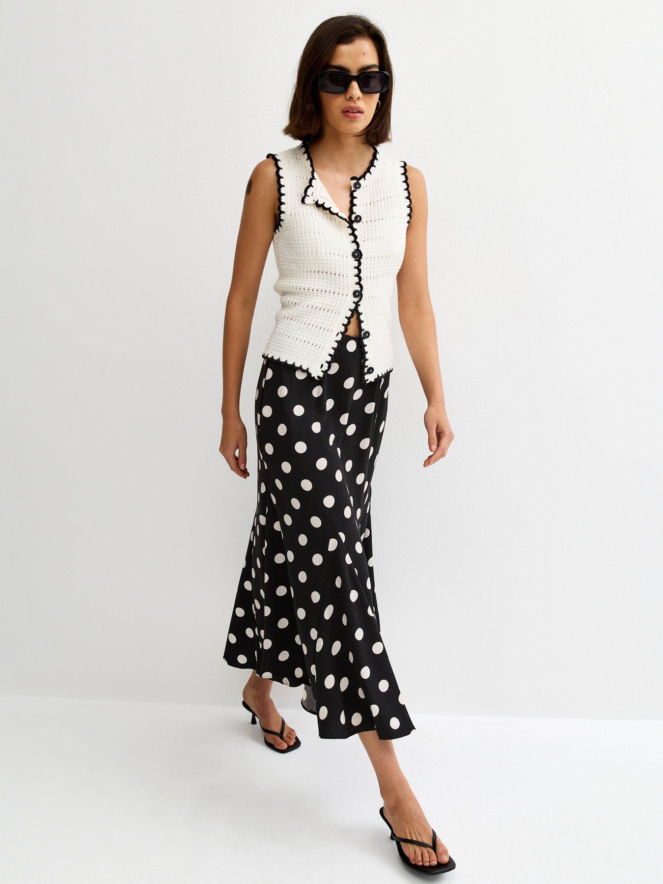 Image 3 of 6 of New Look Polka Dot Godet Midi Skirt - Black