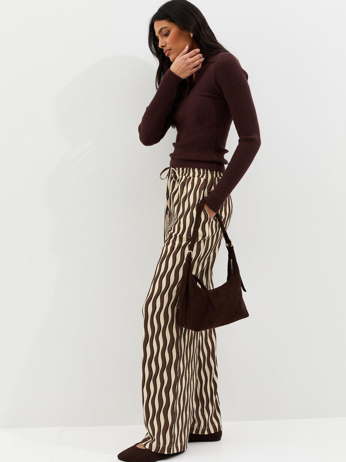 new-look-jersey-wave-patterned-wide-leg-trousers-brownback