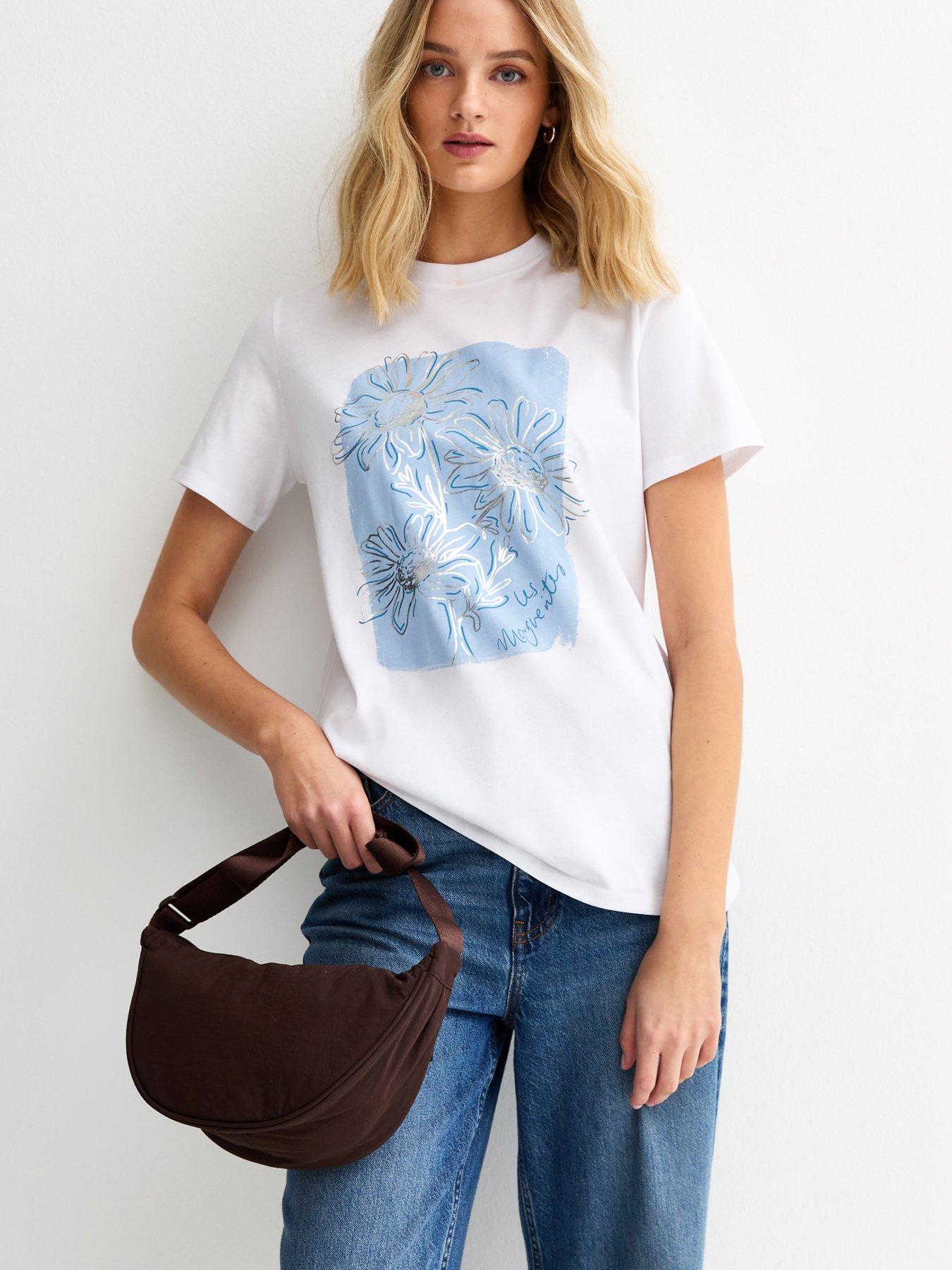 new-look-light-blue-foiled-flower-print-t-shirtfront