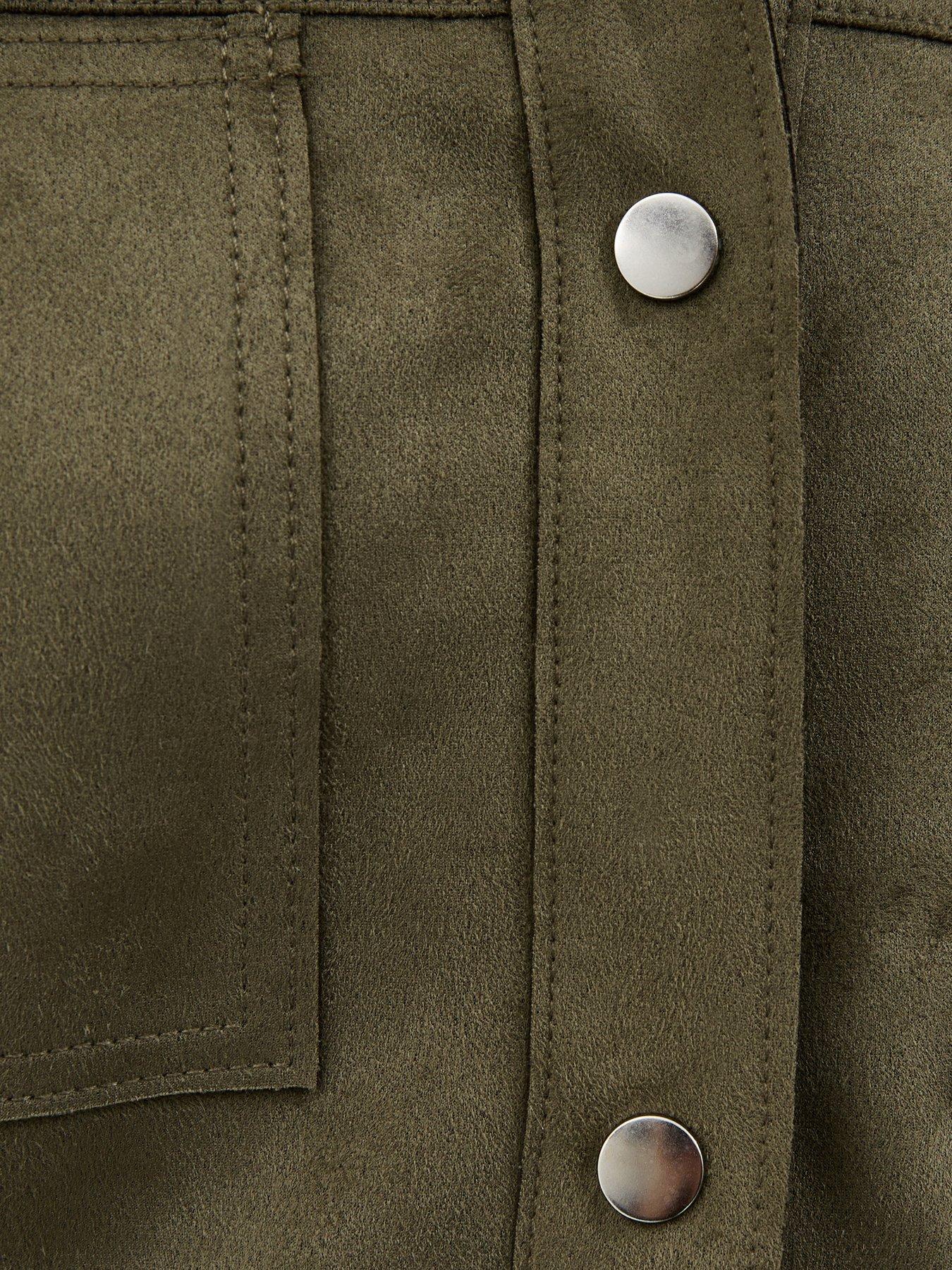 Image 5 of 5 of New Look Light Khaki Faux Suede Boxy Shacket