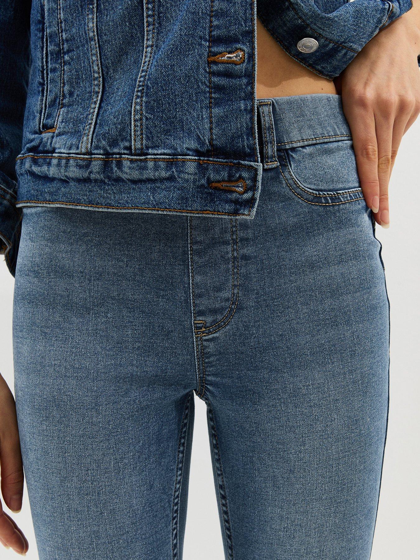 Image 7 of 7 of New Look Lift &amp; Shape Emilee Jeggings - Blue