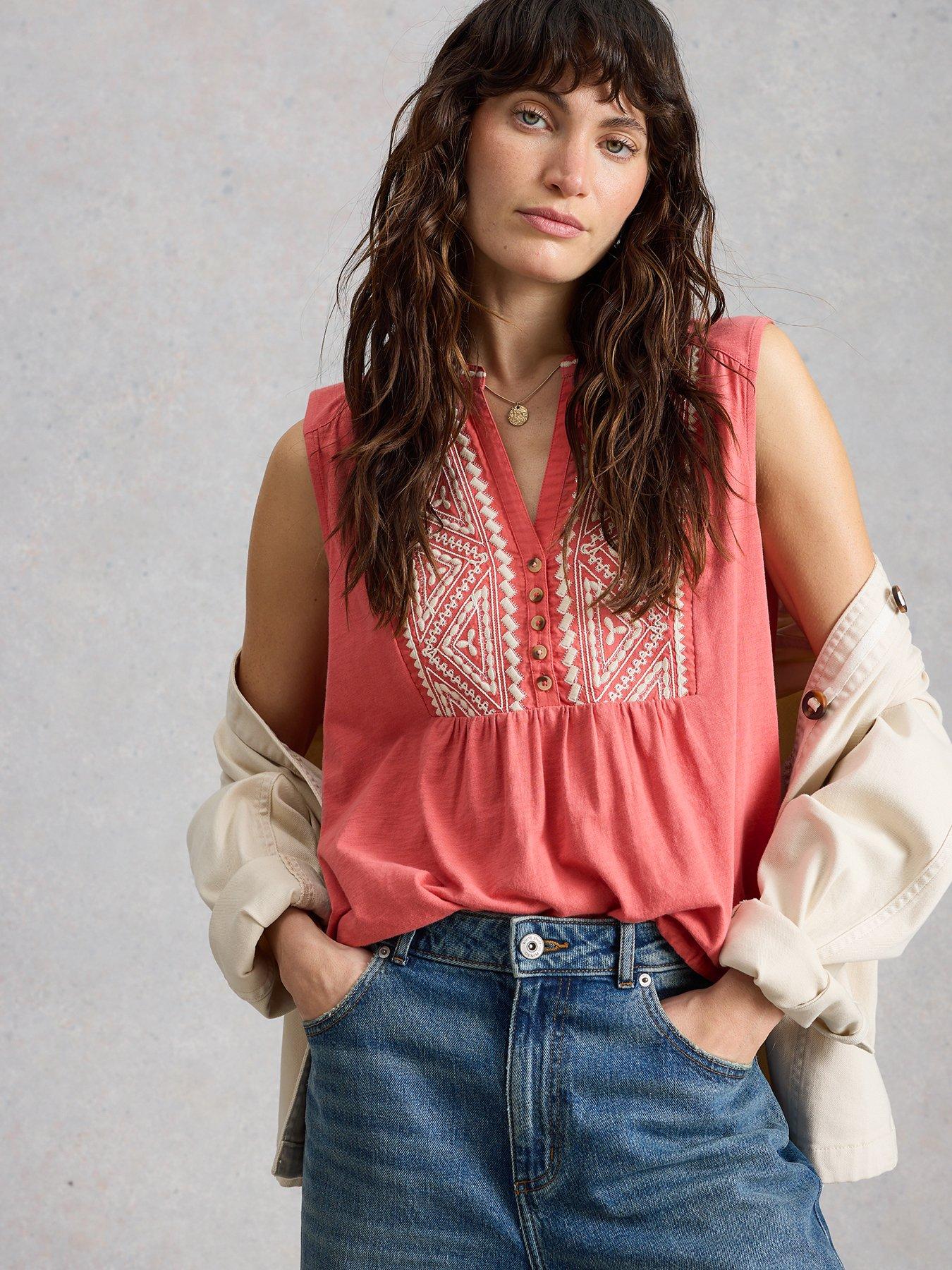white-stuff-peony-sleeveless-shirt-pinkoutfit