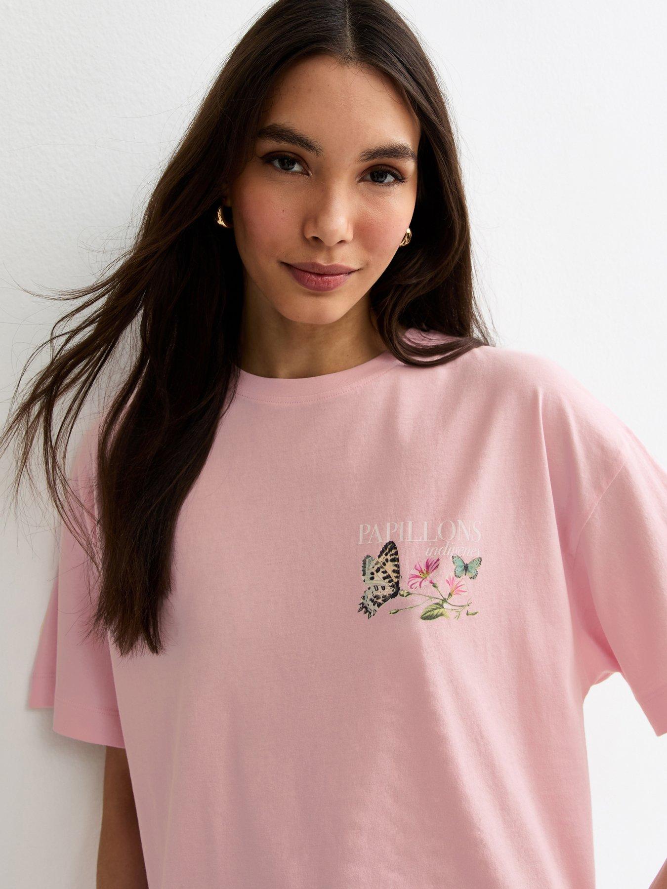 new-look-light-pink-butterfly-print-oversized-t-shirtoutfit