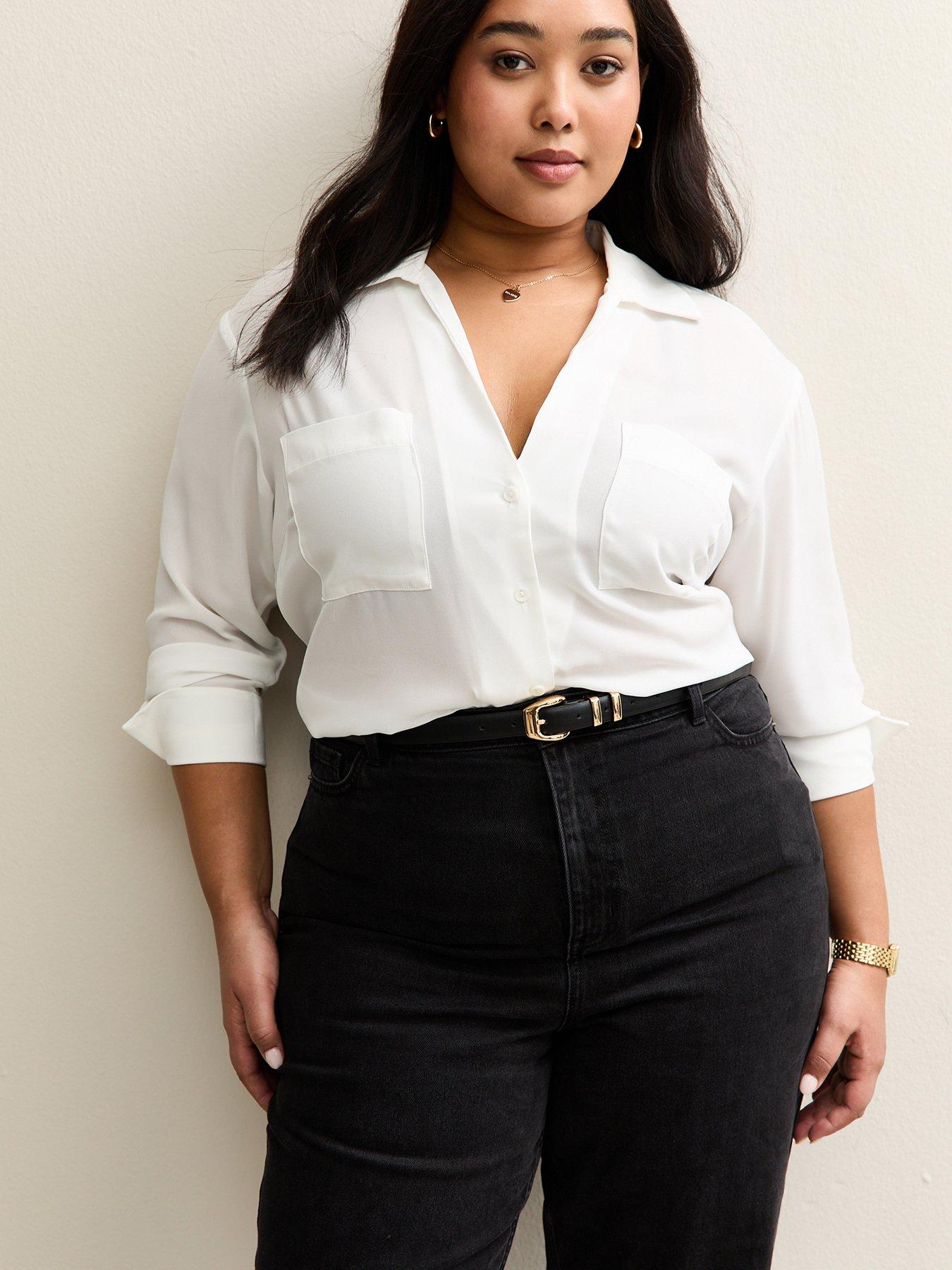 Image 5 of 7 of New Look Curves Mom Jeans - Black