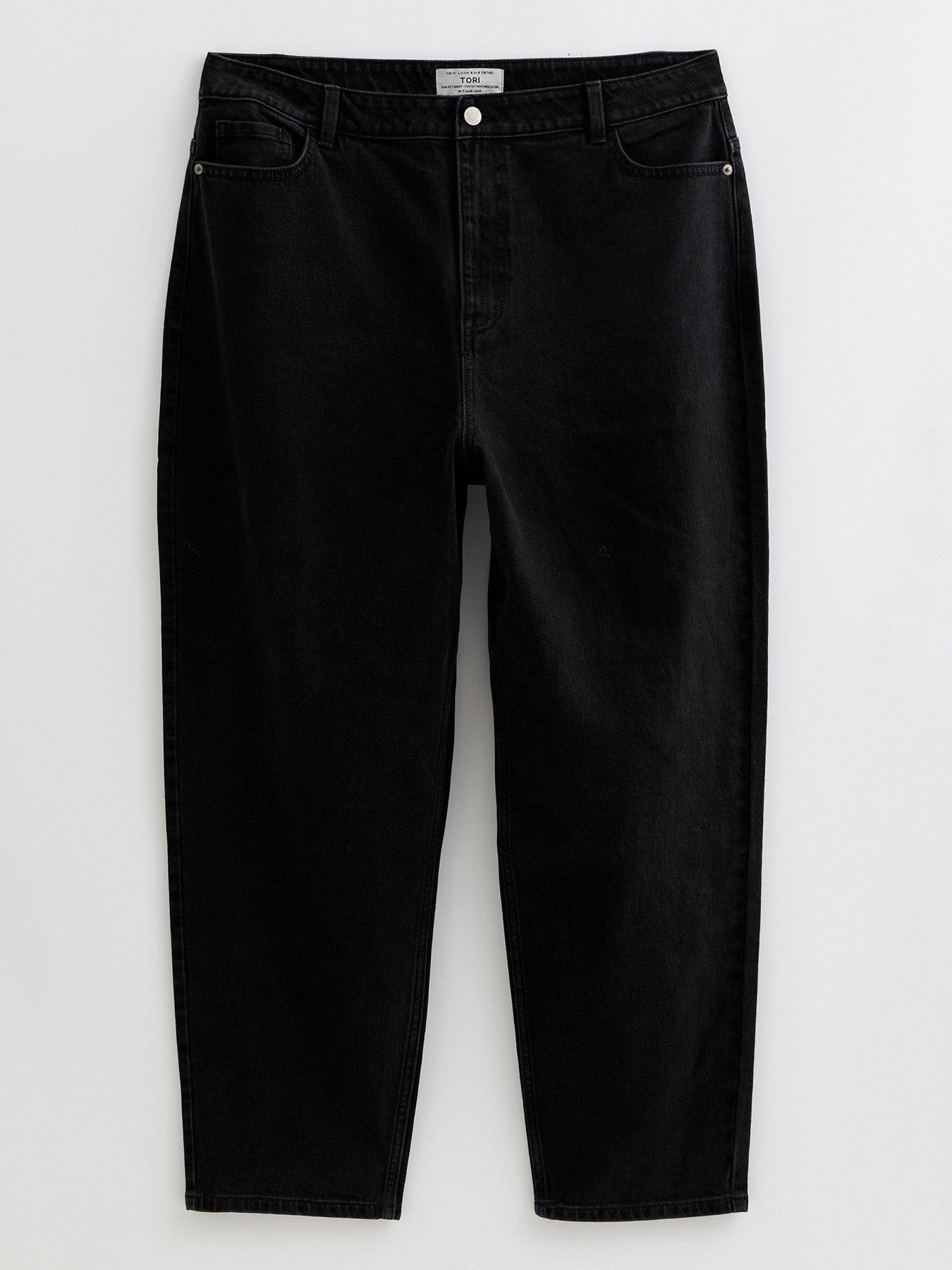 Image 7 of 7 of New Look Curves Mom Jeans - Black
