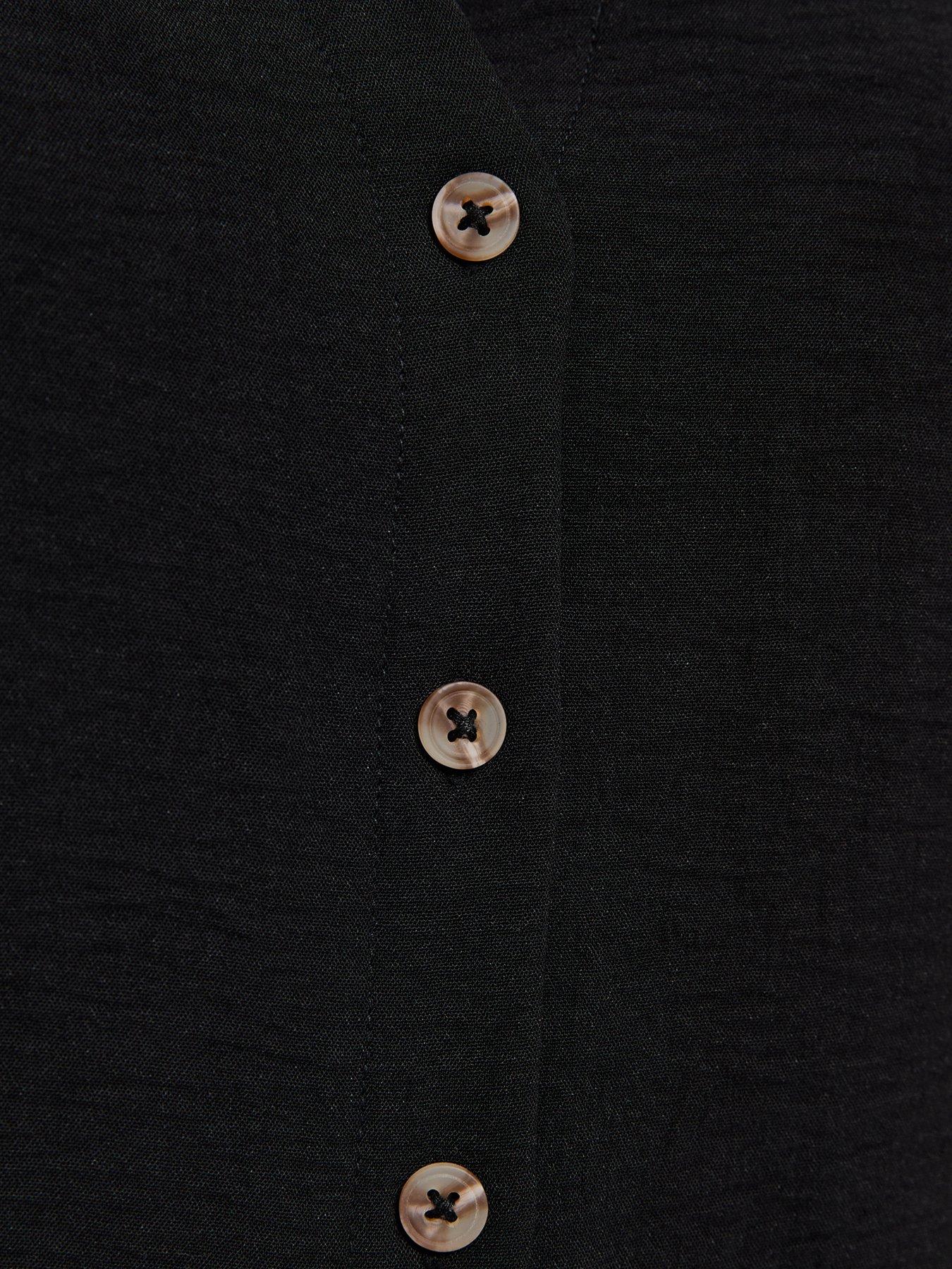 Image 5 of 5 of New Look Belted Short Sleeve Shirt - Black