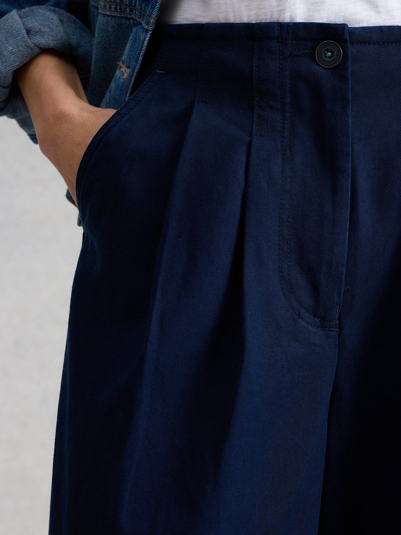 white-stuff-clara-wide-leg-trouser-navyoutfit