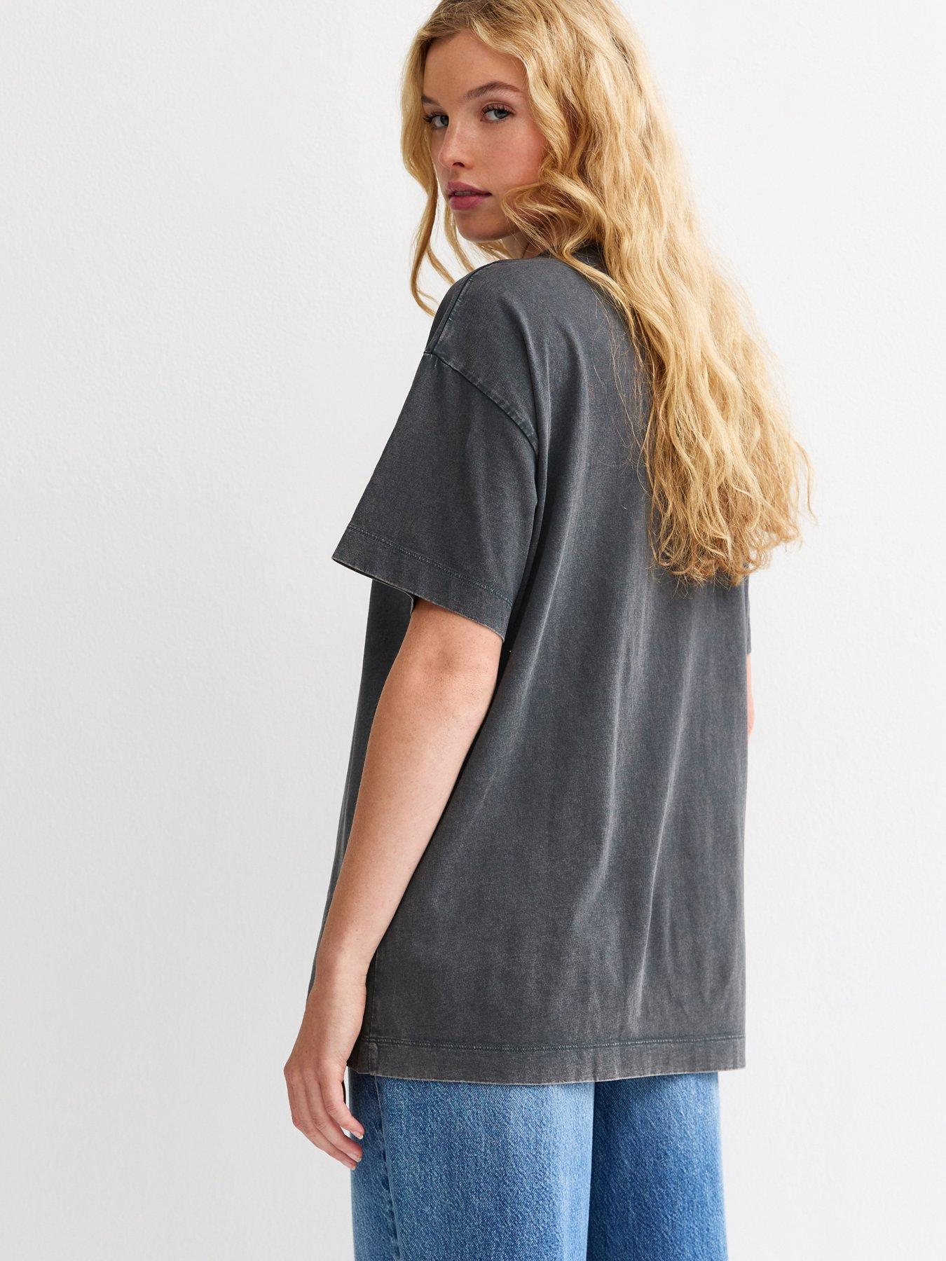 Image 2 of 5 of New Look Dark Grey Rolling Stones Lips Print Oversized T-shirt