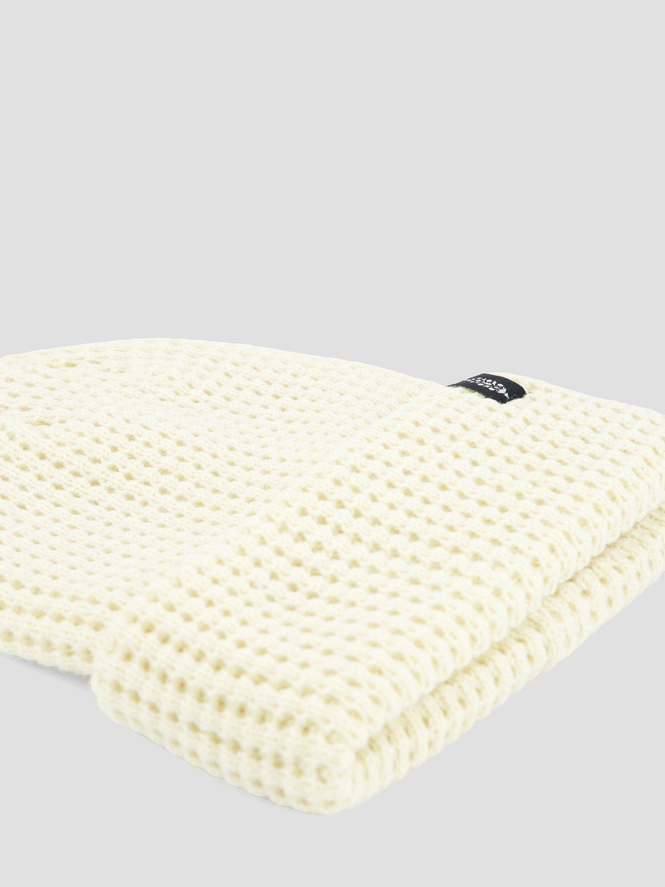 fp-movement-womens-movement-cool-down-beanie-creamdetail