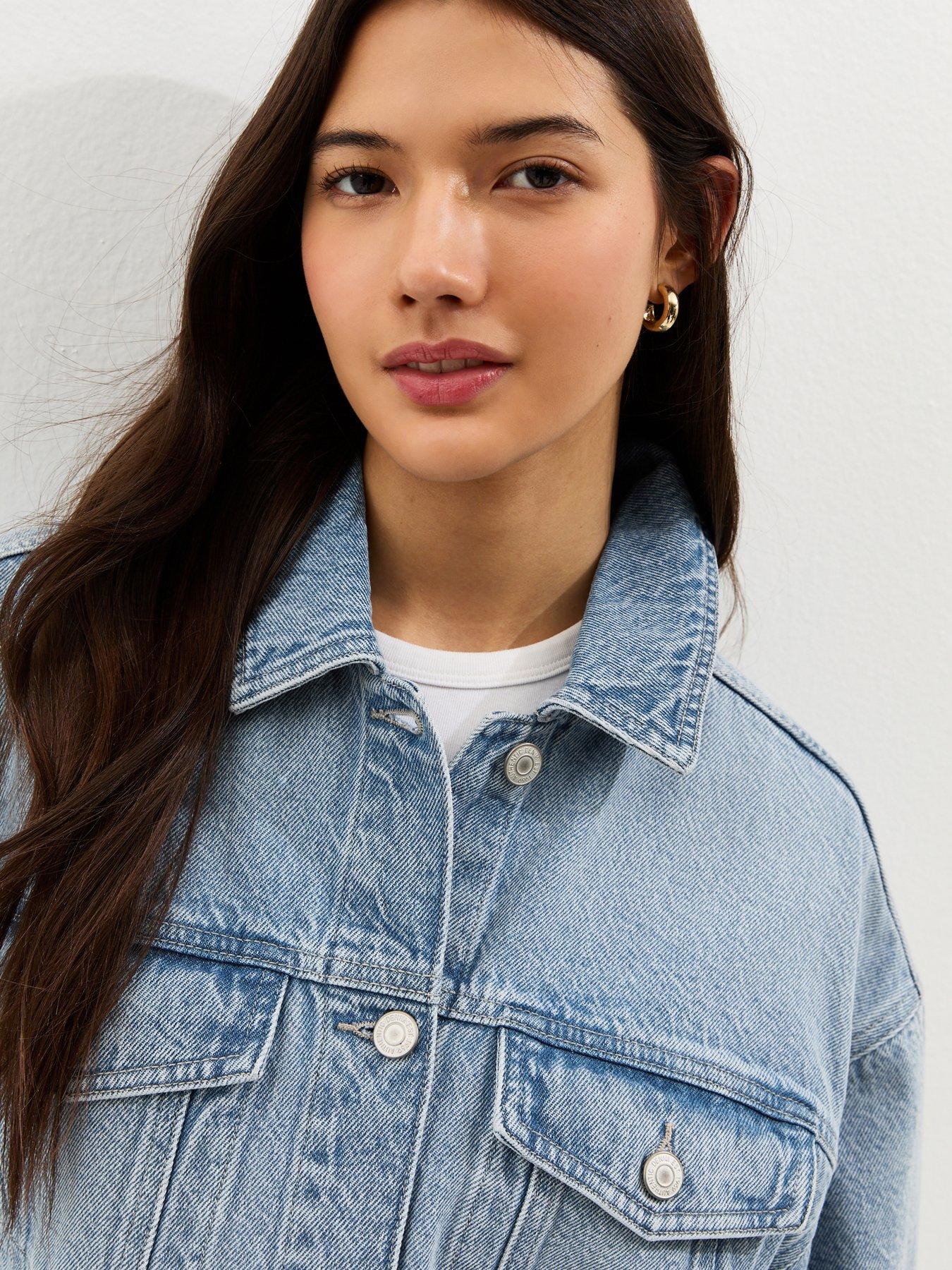 Image 5 of 6 of New Look Oversized Denim Jacket - Blue