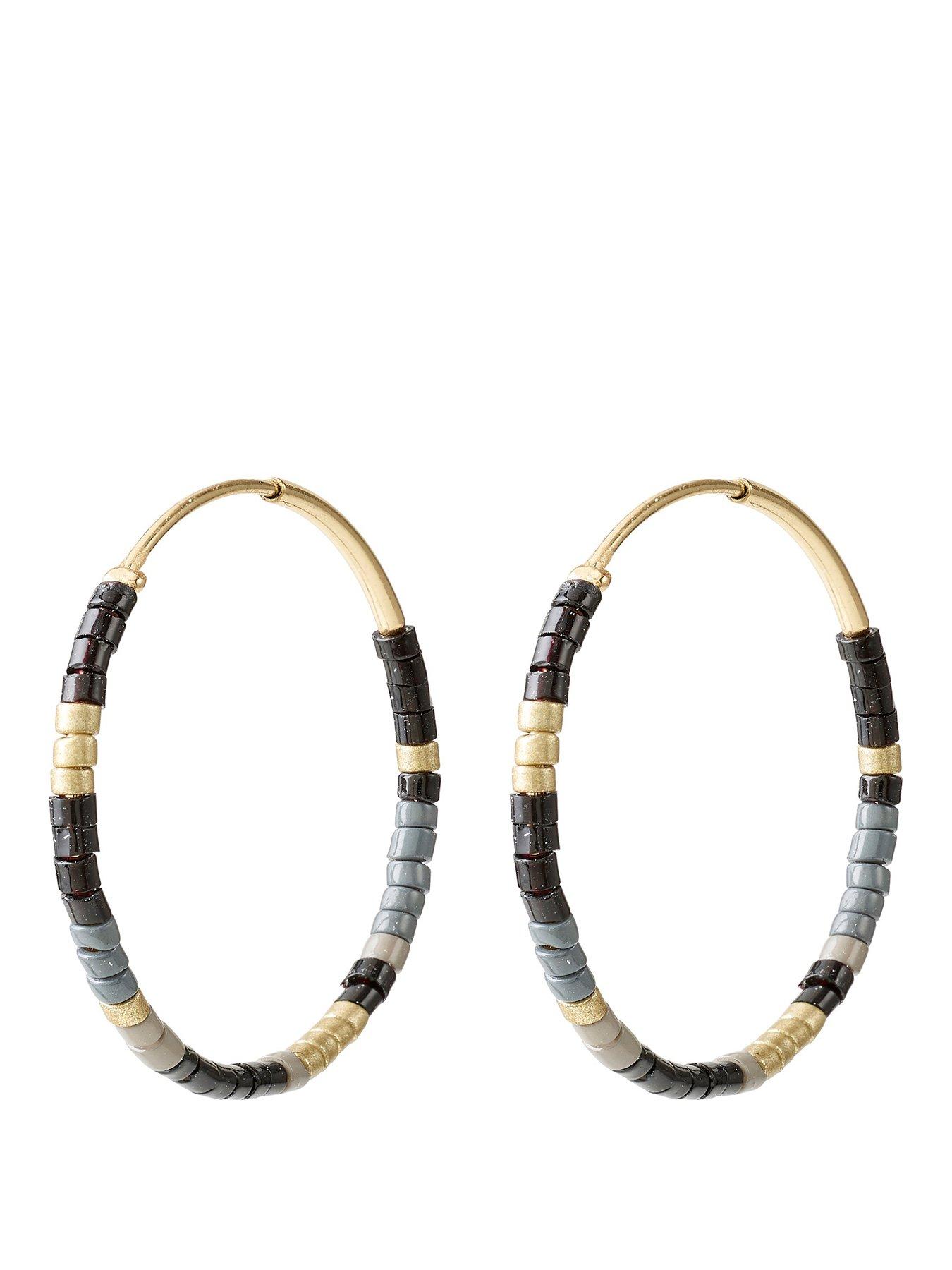 pilgrim-alison-earrings-black-gold-plated